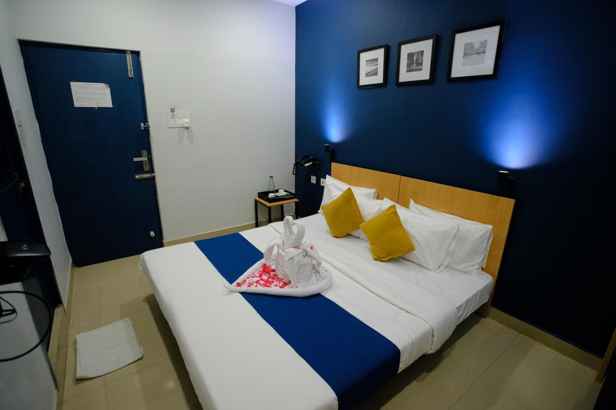 Blue Palace - Near Airport Hotel Chennai