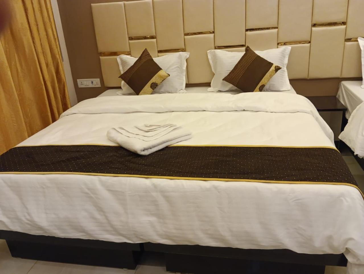 Temple Tree Hotel 3*