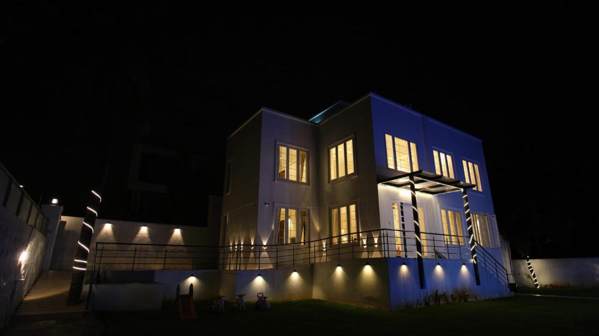 Ecr London Apartment Chennai