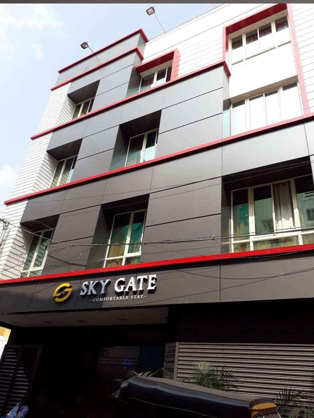 Sky Gate Hotel Near Apollo Main, Women'S & Children'S Us Consulate Sankara Netralaya Goethe Institute Prestigepalladium Shastri Bhavan Senmozhi Poonga Raj Ratnam Stadium Taj Coromandal India Oil Bhavan Dr Mohan'S Diabetics Vac Chennai 2*