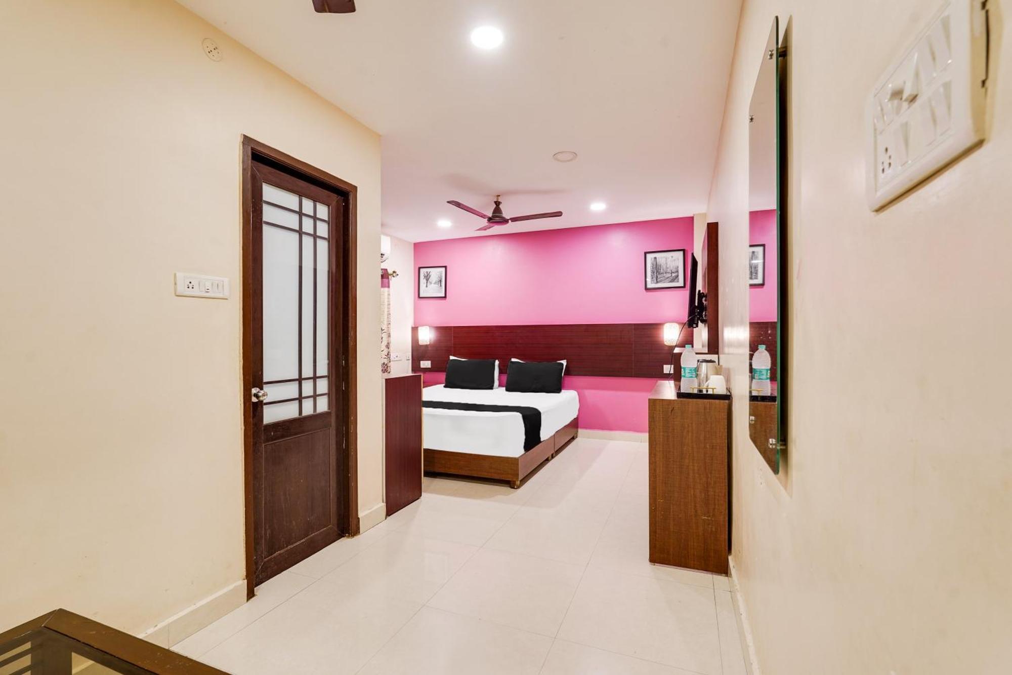 Hotel O Terra T. Nagar