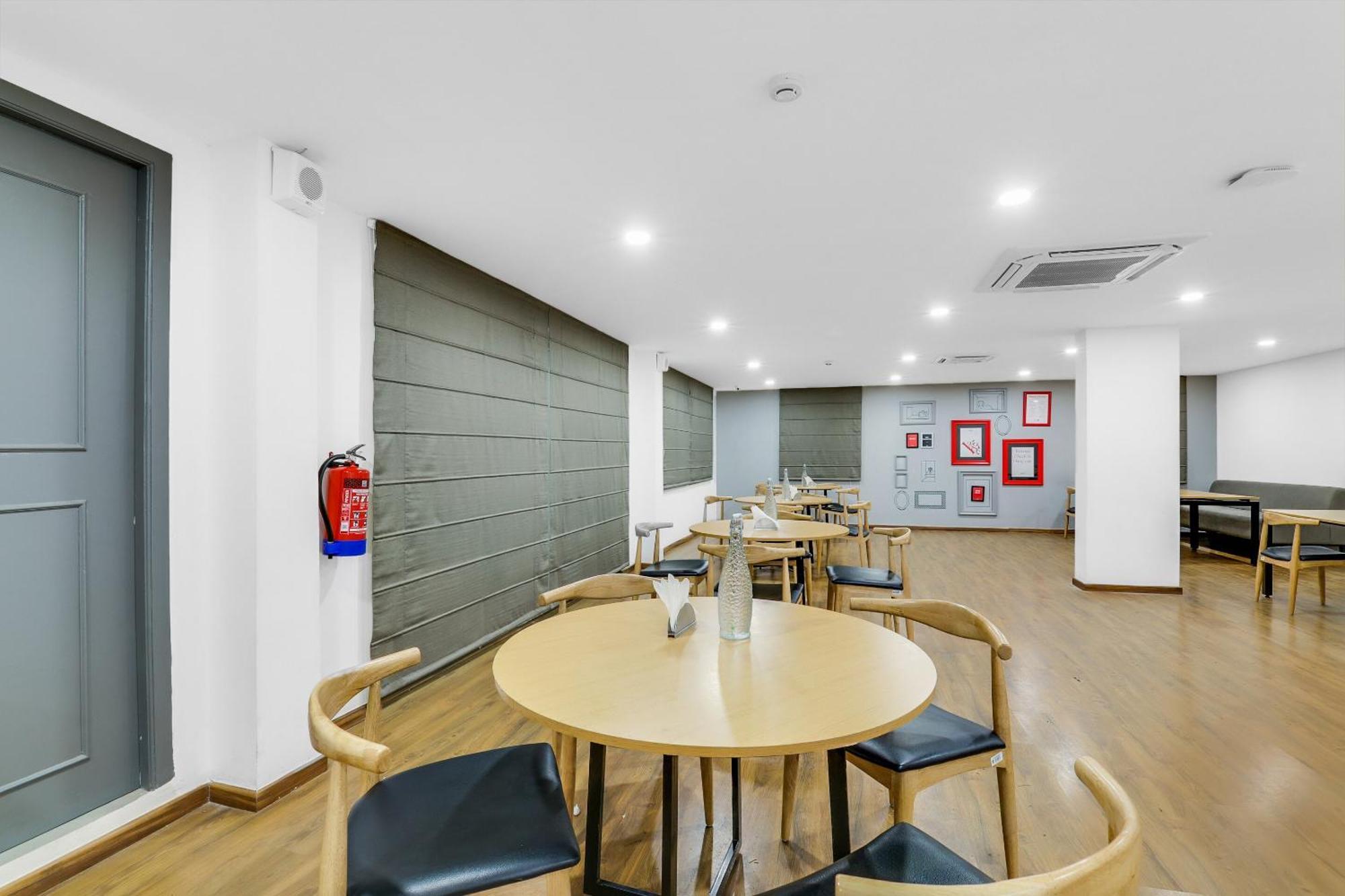Townhouse Welcome Hotel