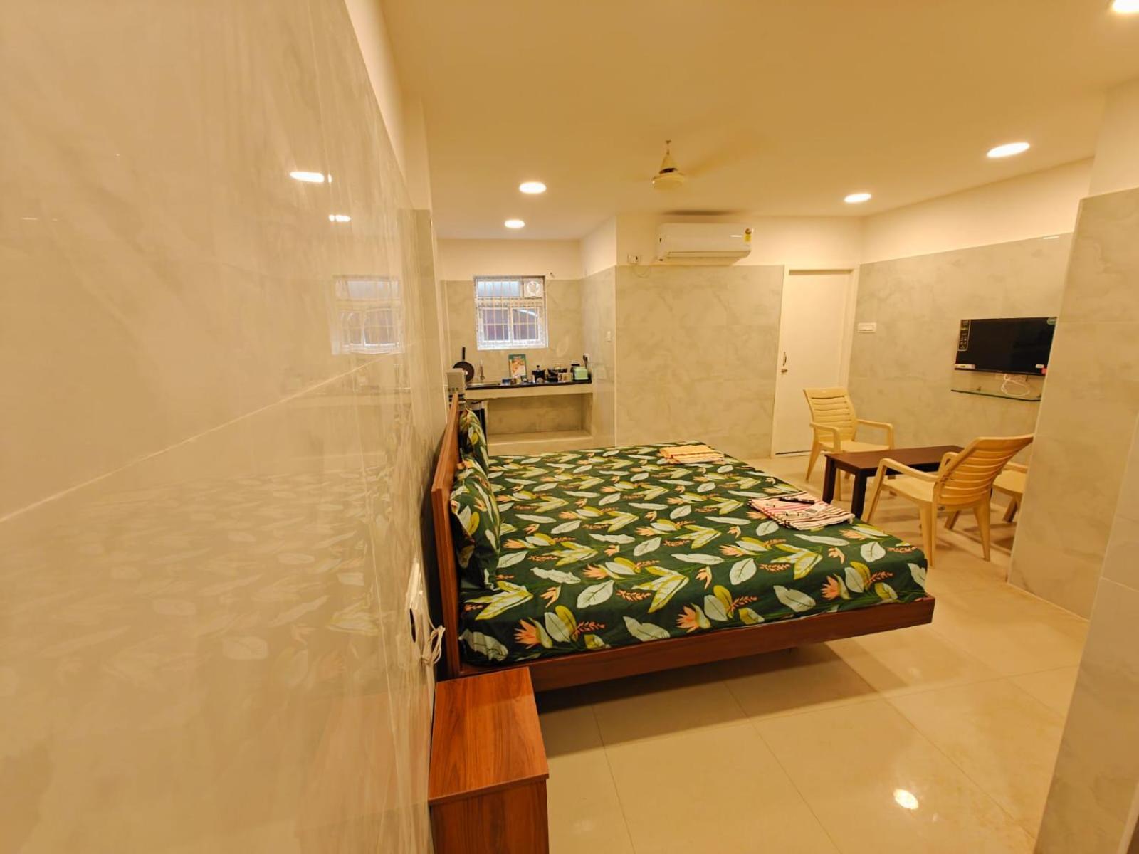 Sal - Near Airport Hotel Chennai