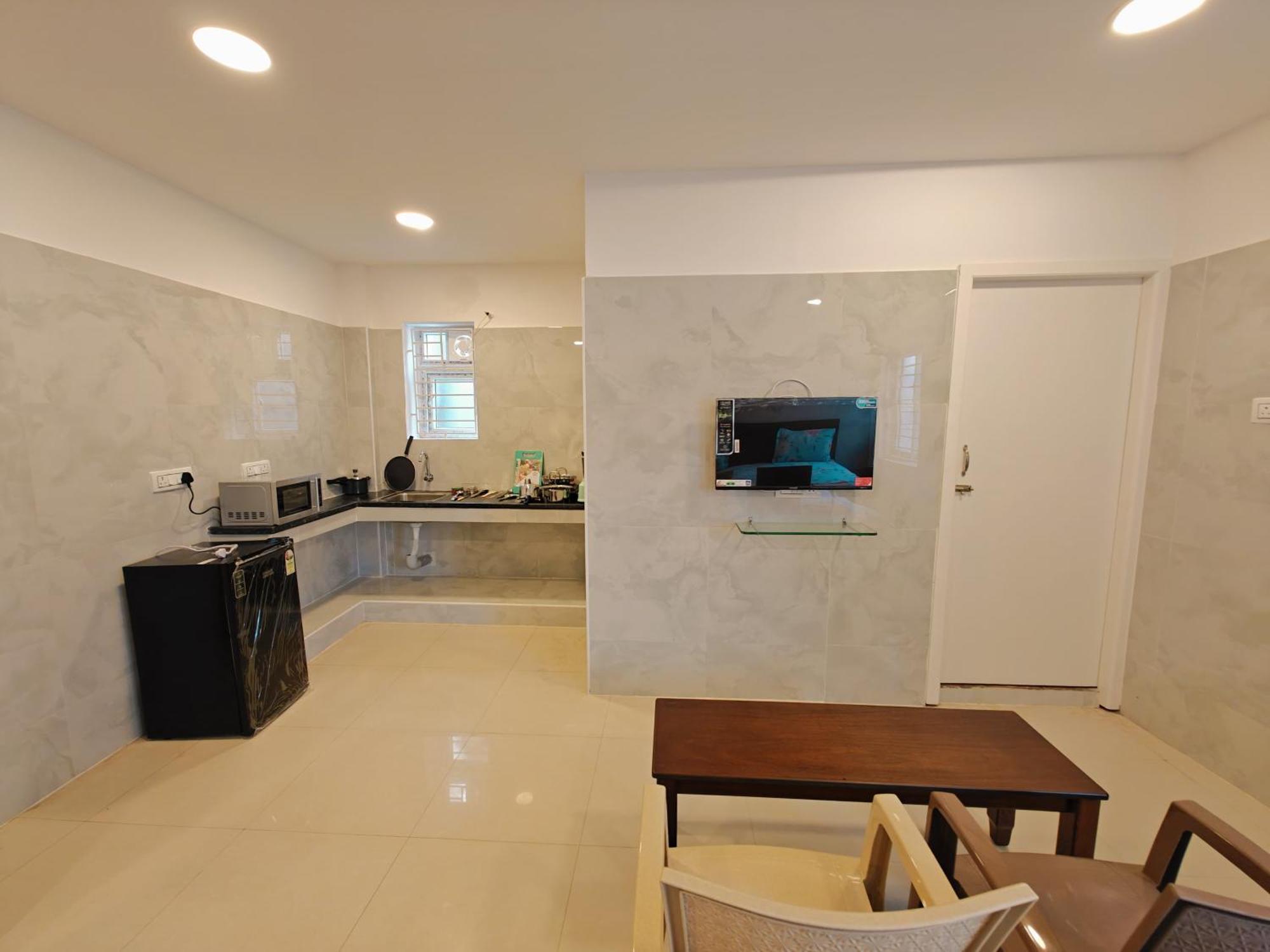 Sal - Near Airport Hotel Chennai