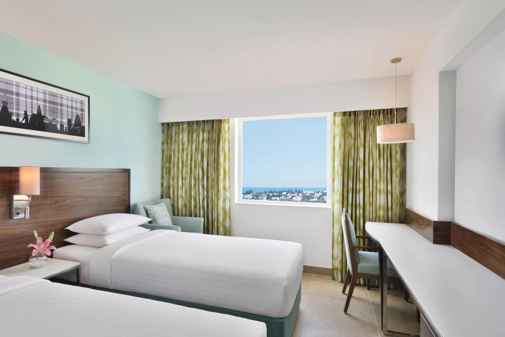 Hotel Fairfield By Marriott Omr