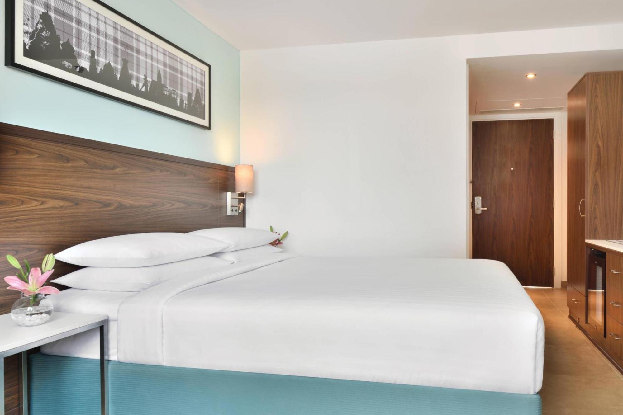 Hotel Fairfield By Marriott Omr 4*