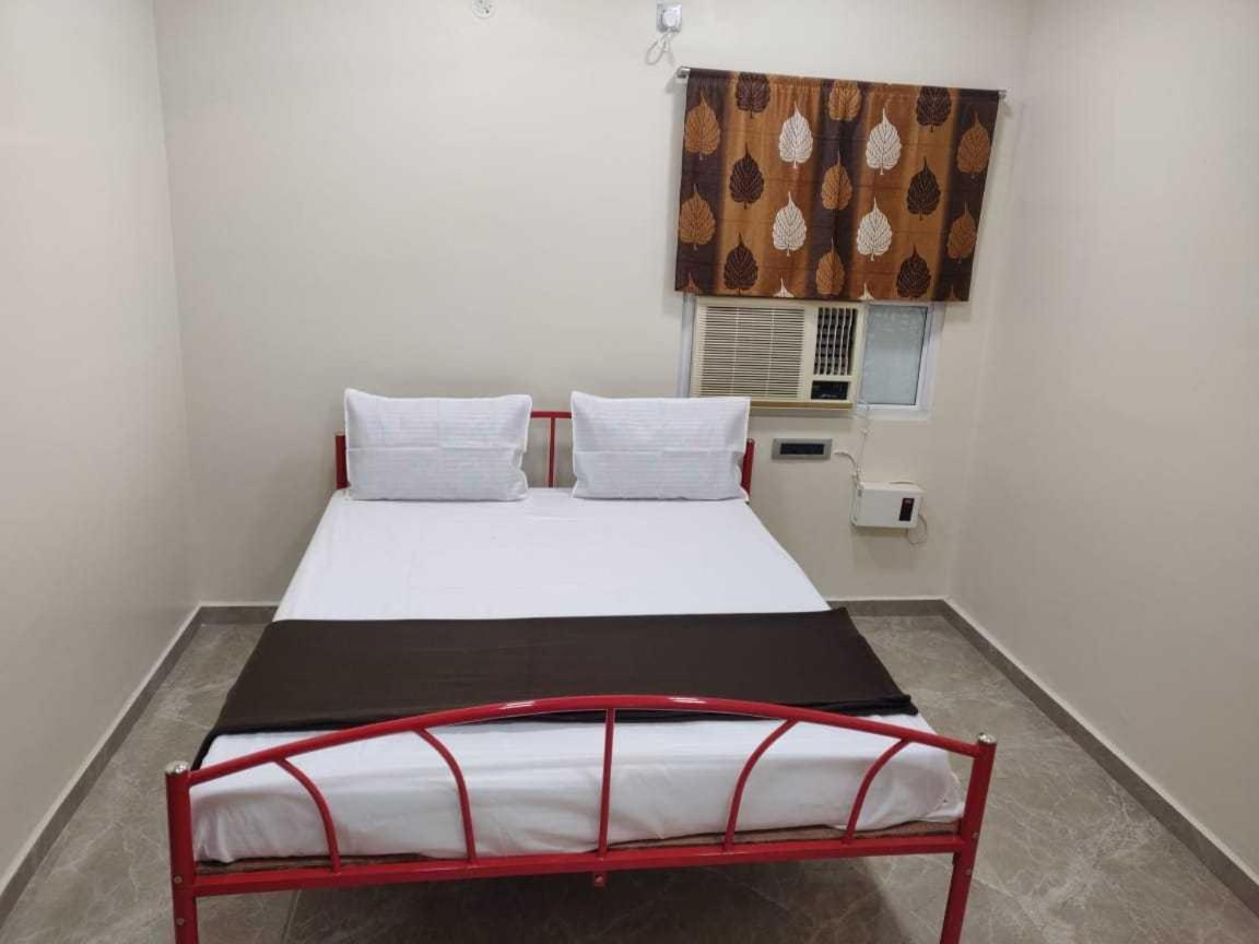 O Yazhini Service Near Jazz Cinemas Luxe Hotel Chennai