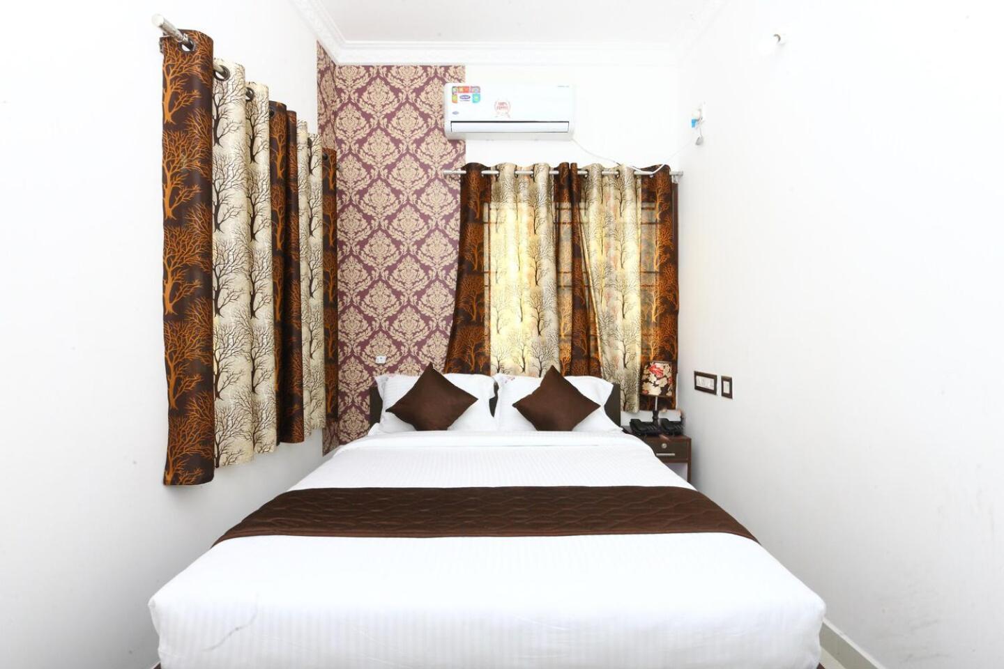 Thomas Hotel 2*