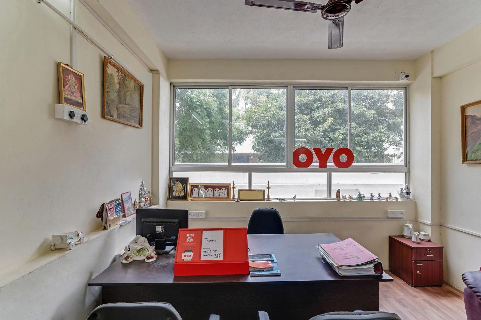 Hotel Super Collection O Skypix Chennai