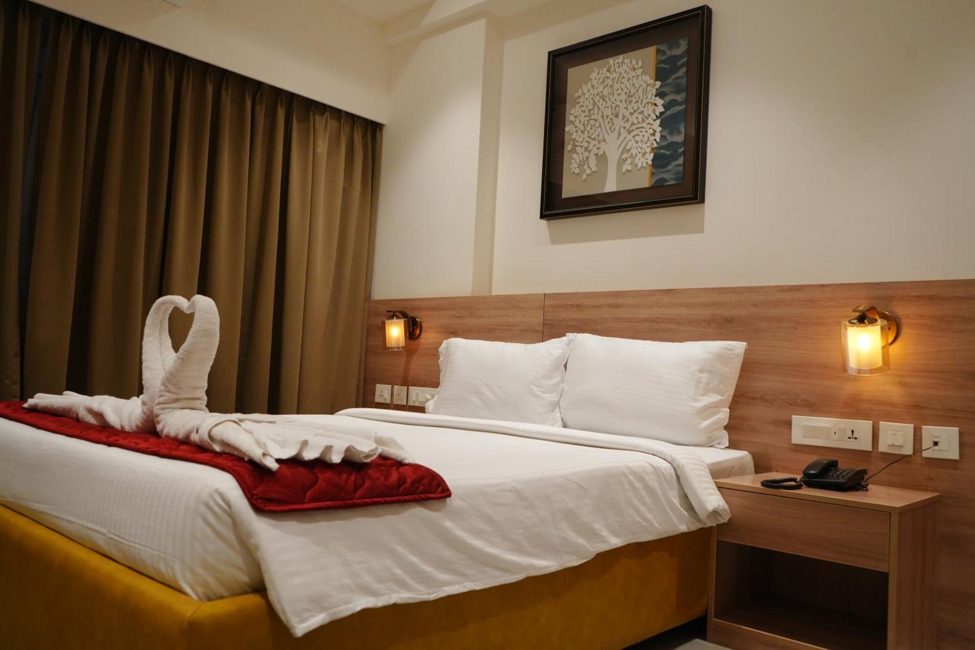 Hotel Royal Paris Chennai