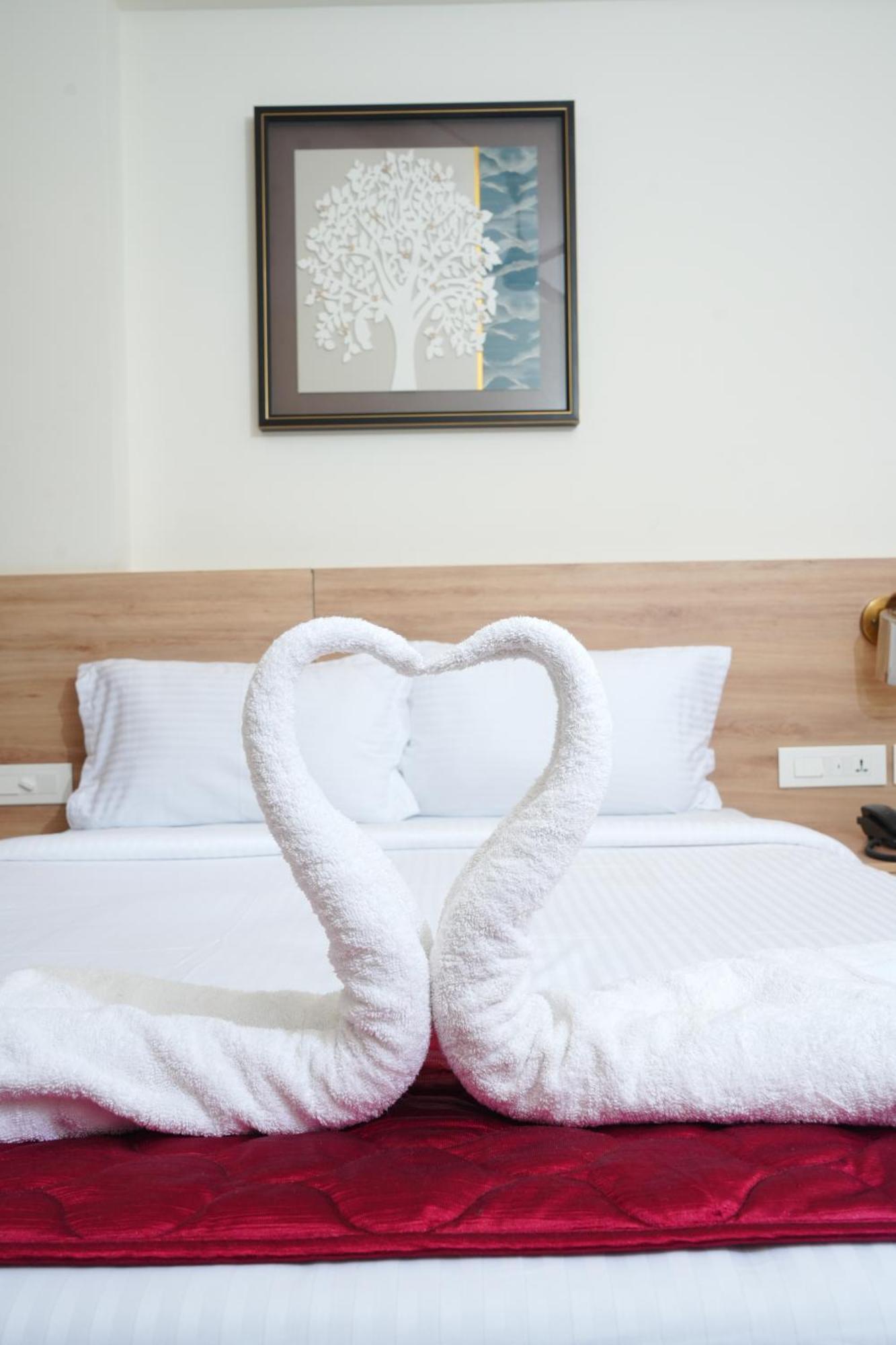 Royal Paris Hotel 3*