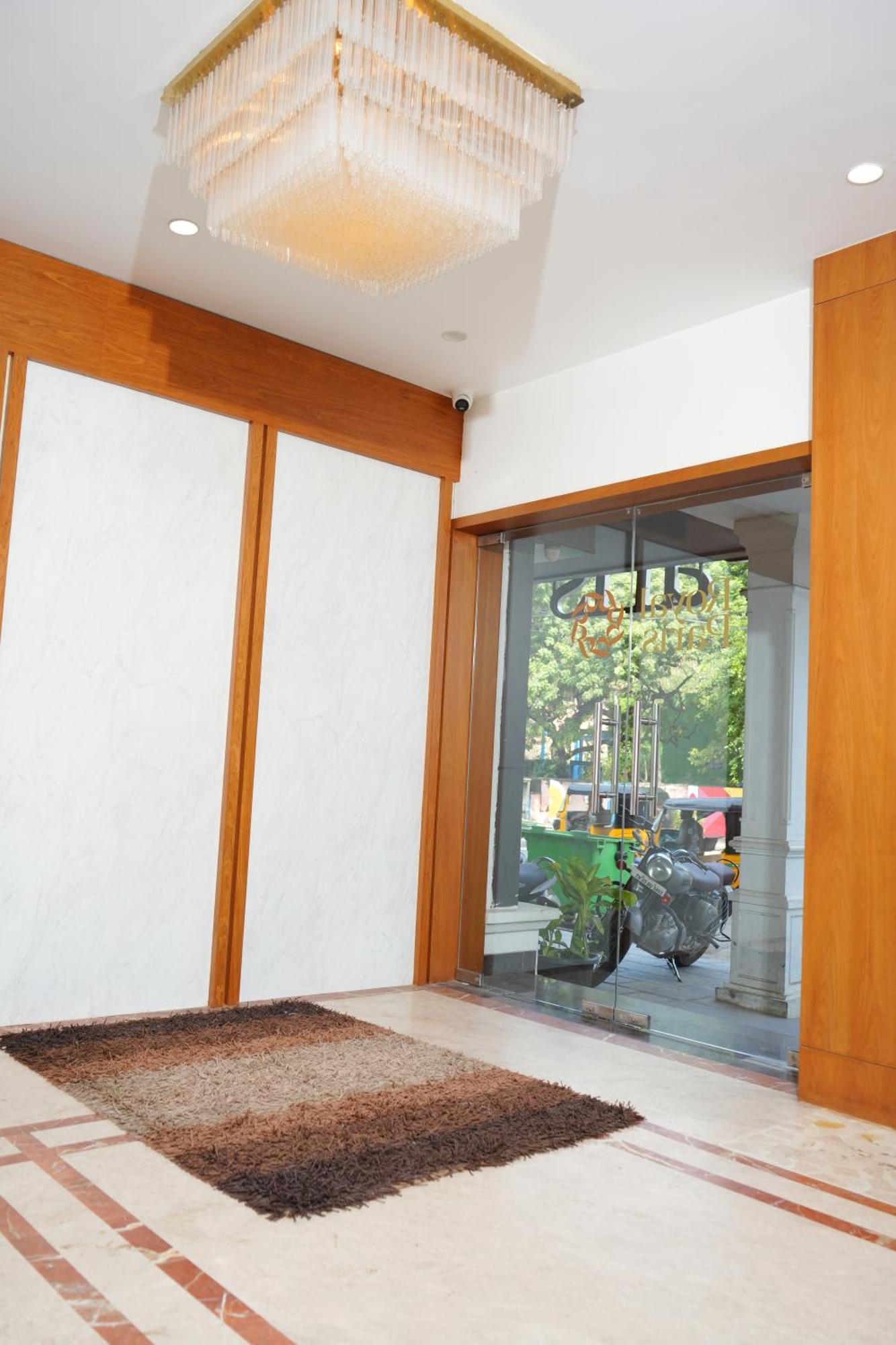 Royal Paris Hotel Chennai