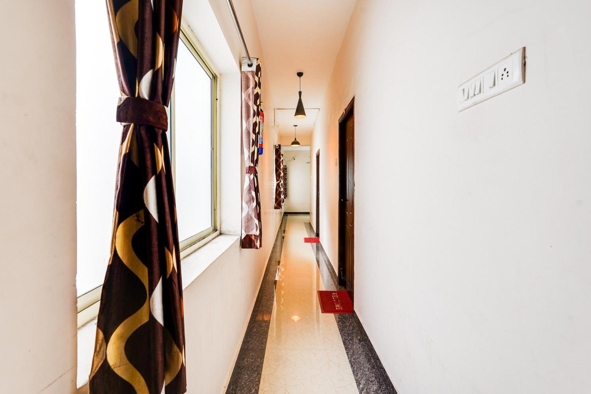 Super Hotel O Rathinapuram Near Airport