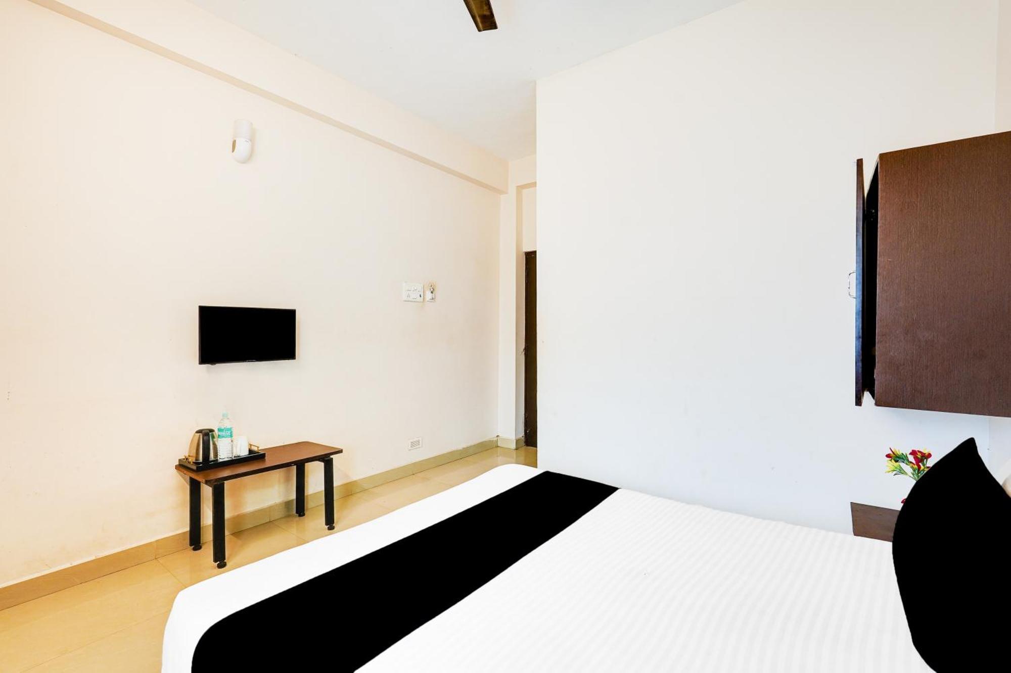 Super Hotel O Rathinapuram Near Airport Hotel Chennai