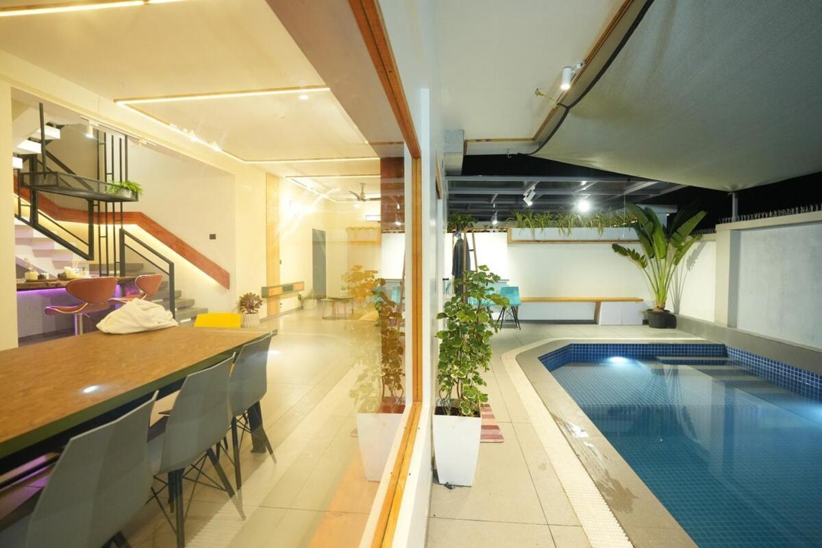 Villa Hopper Entire Luxury With Private Pool Chennai