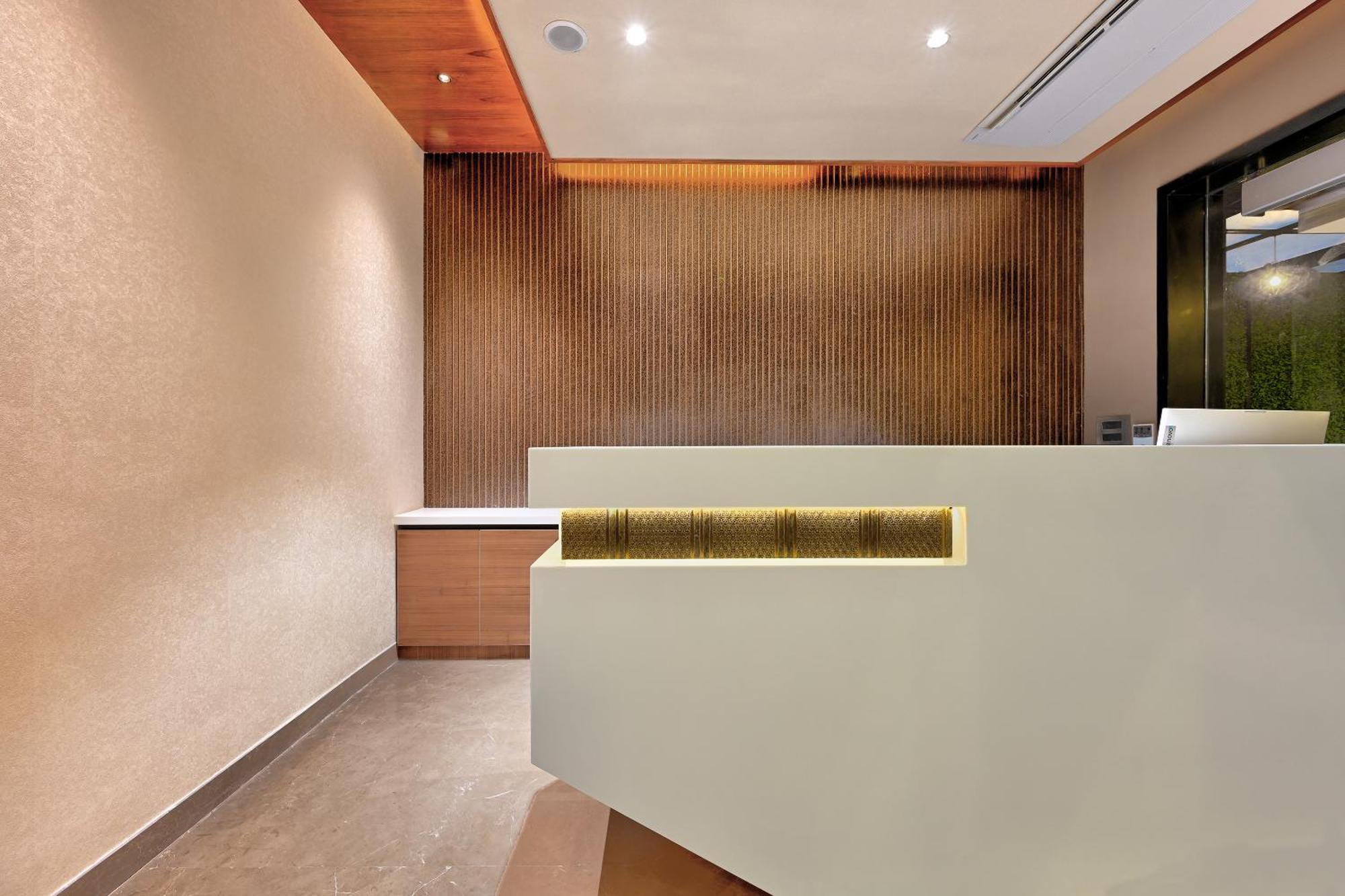 Hotel Lance 21 - Ashok Nagar 5*