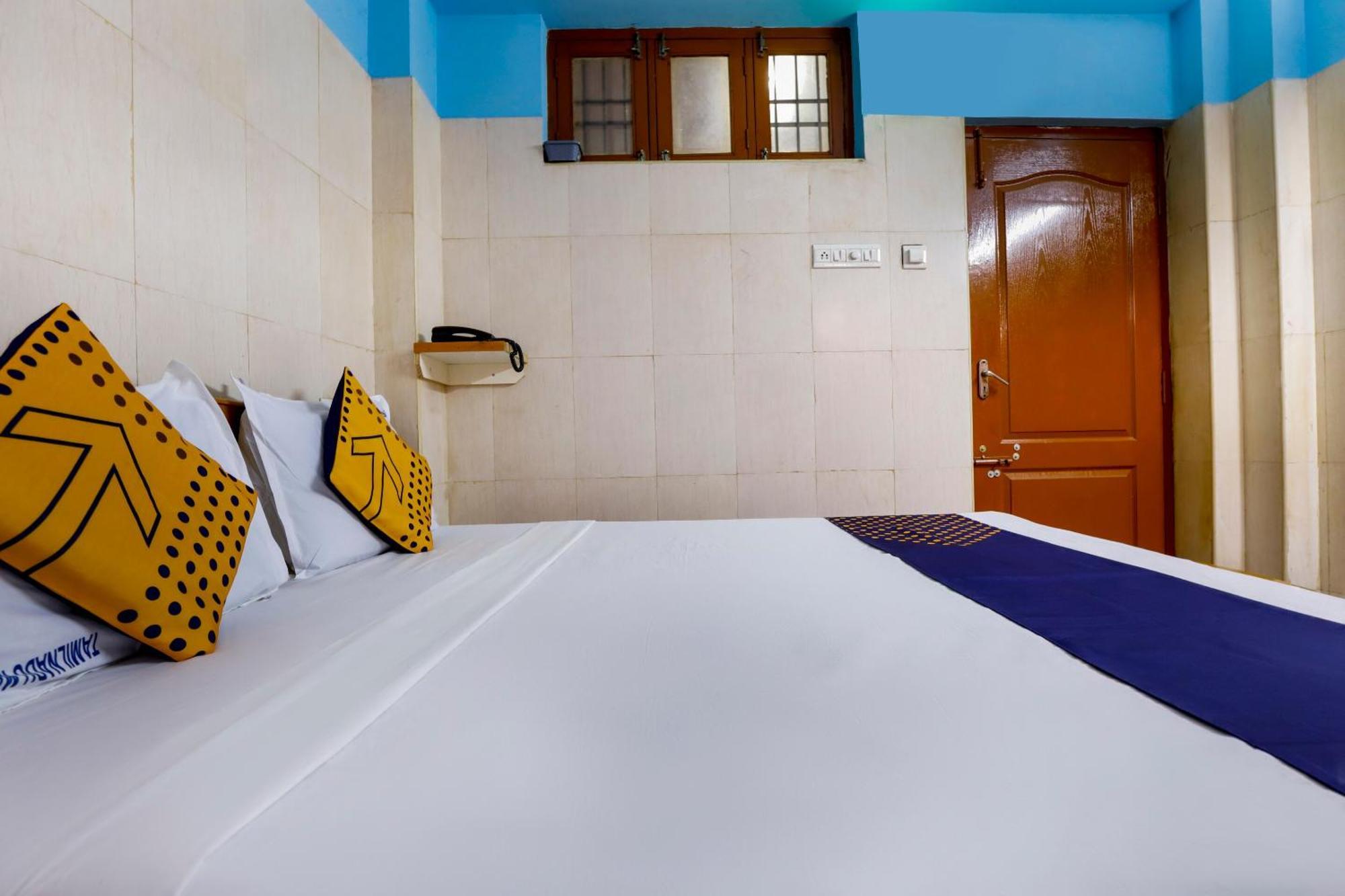 Hotel Spot On Grand Residency Near Marina Chennai