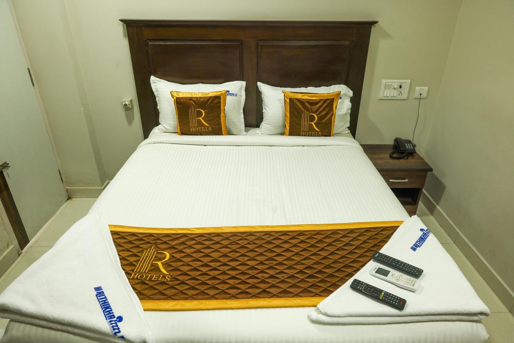 Rithikha Crest 3* Chennai