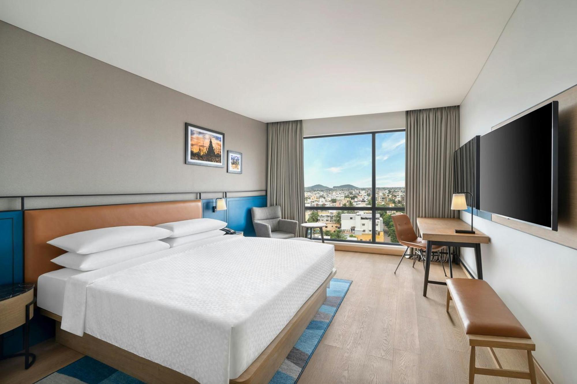 Four Points By Sheraton Chennai, Velachery Hotel