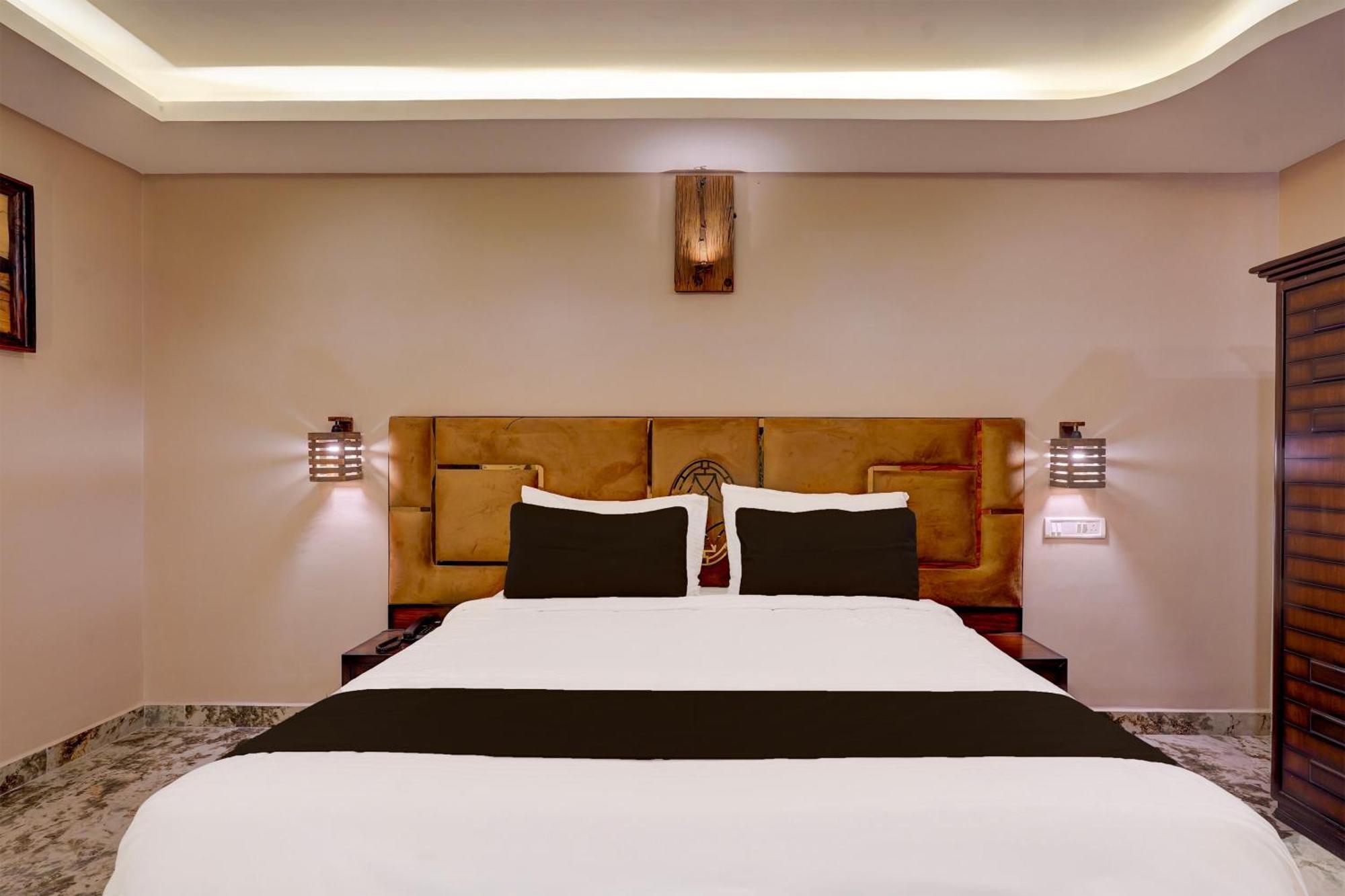 Super Townhouse Nk Vivanta Luxury Hotel Chennai