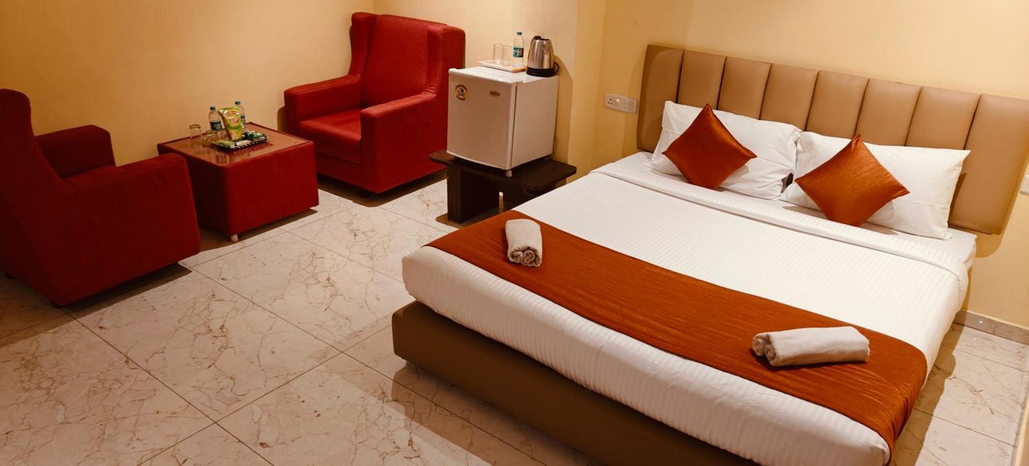 Hotel Gt Chamiers Park-near Apollo Cancer Centre Teynampet Chennai