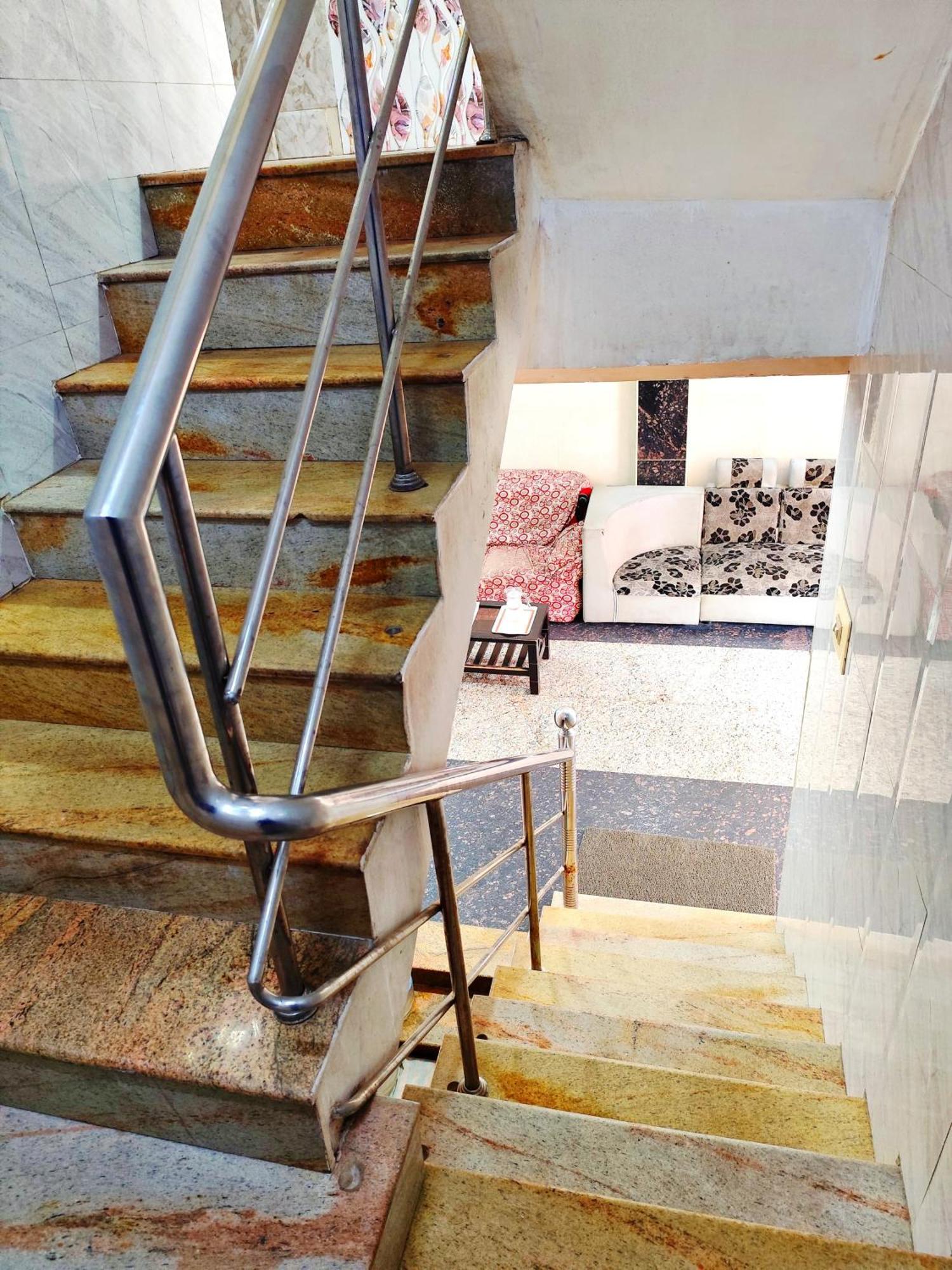 Guest house Nb Palace Chennai