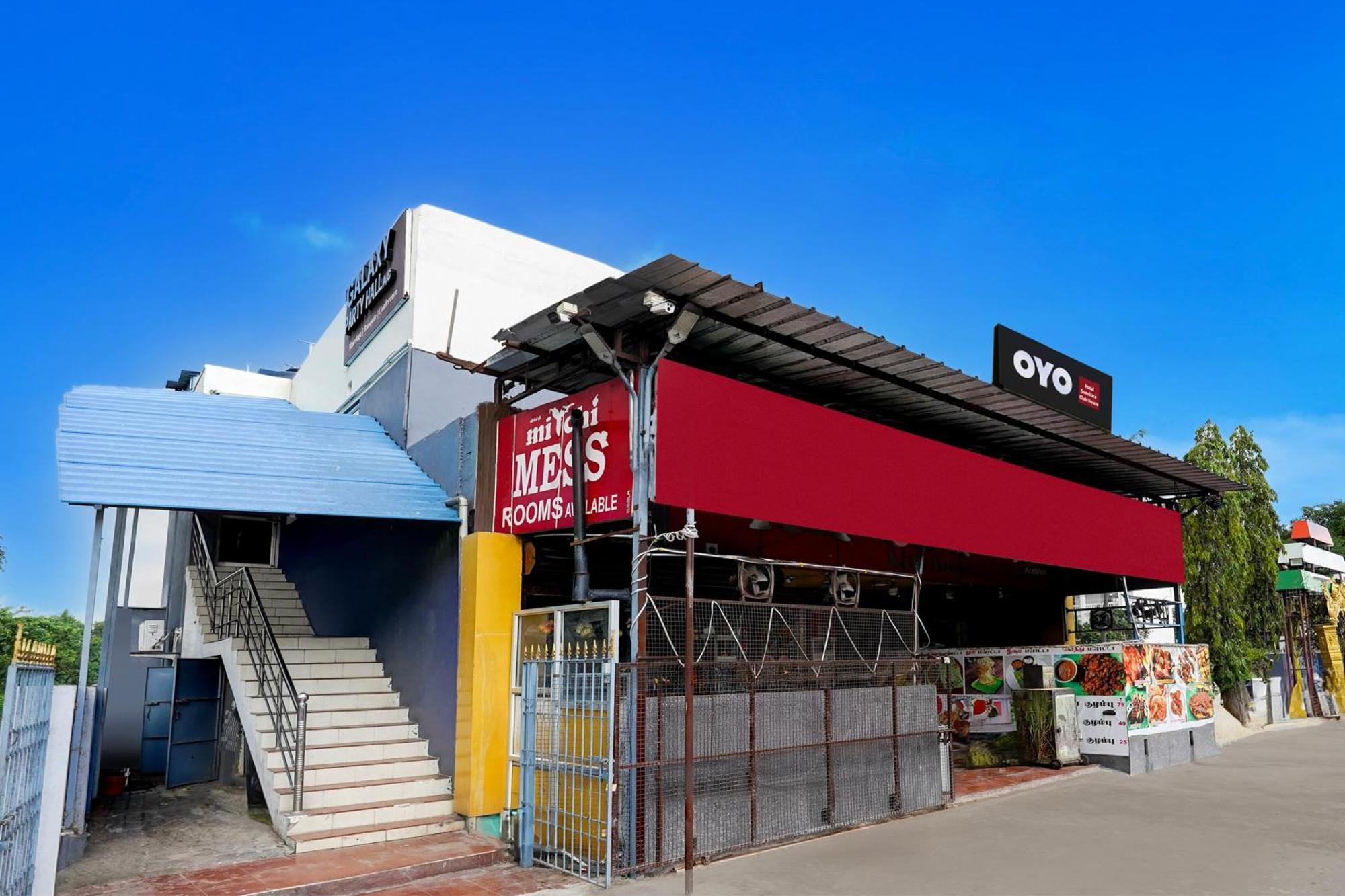 Hotel Super Collection O Kelambakkam Near Chettinad Hospital