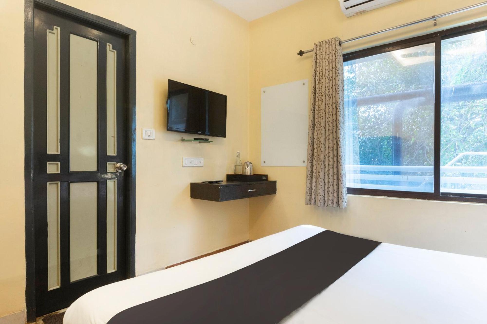 Collection O Santhome Residency Near Marina Hotel 4*