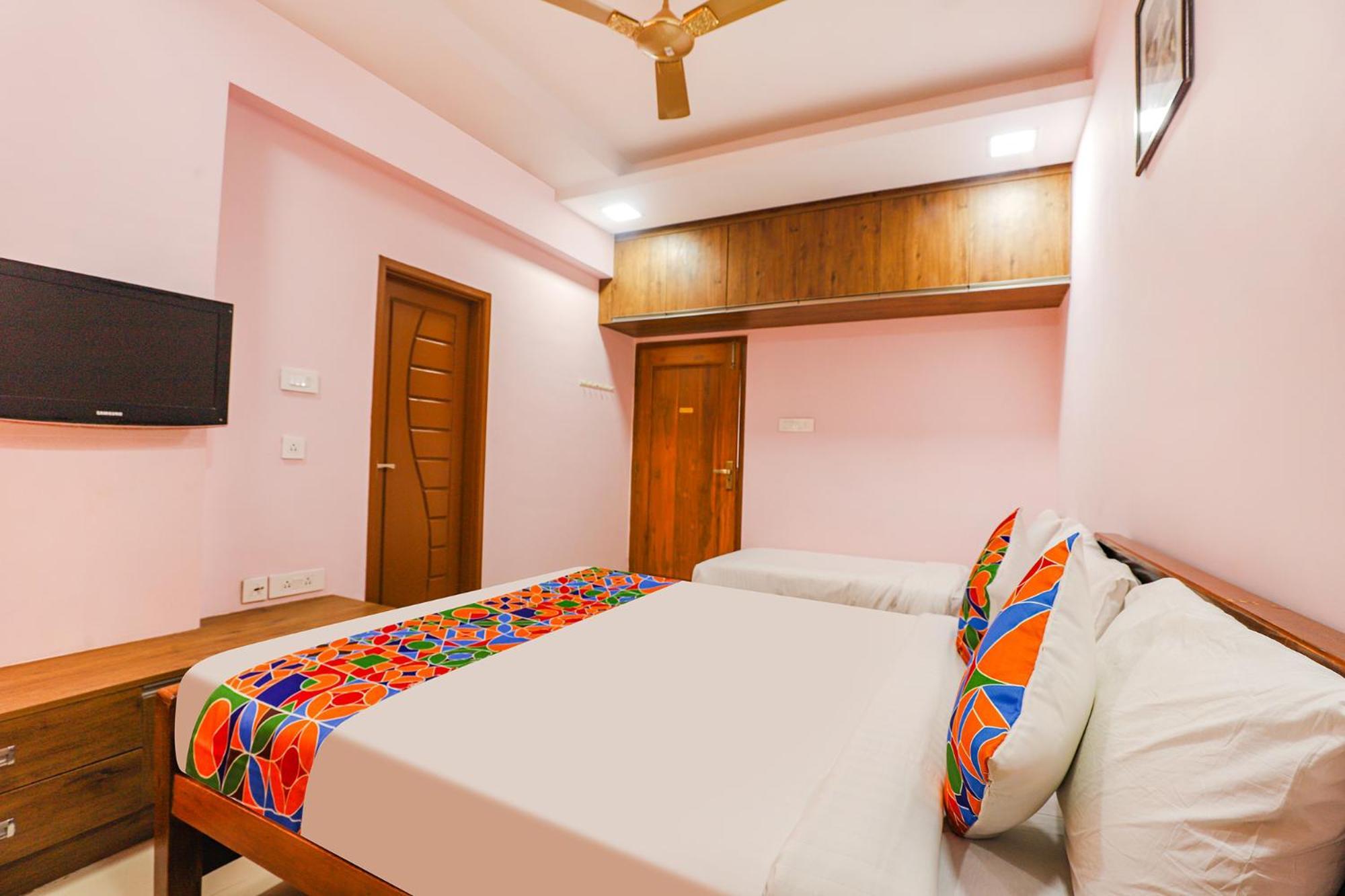 Fabhotel Hathvik Park - Near To Nandanam Metro Station Chennai