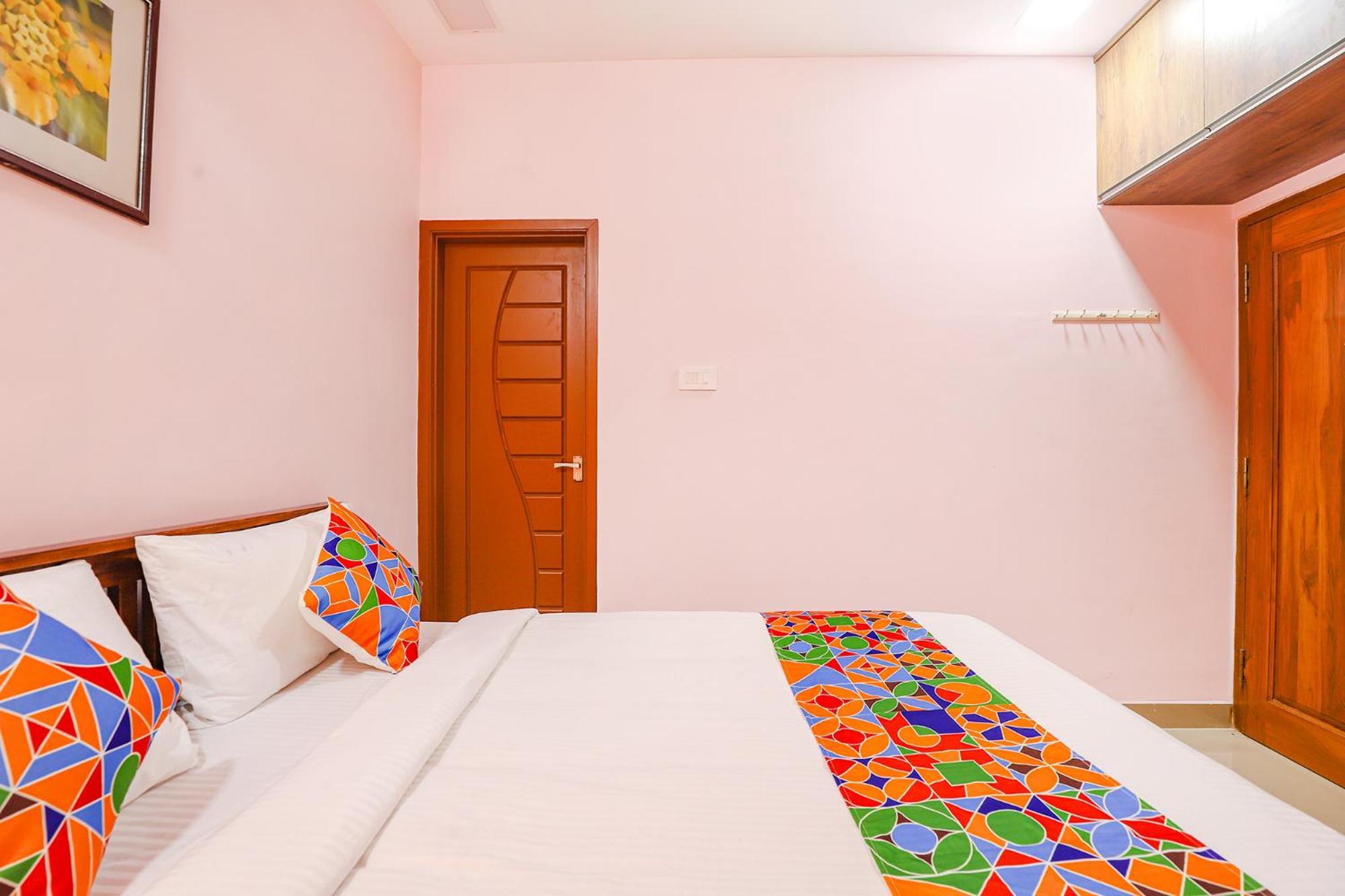 Fabhotel Hathvik Park - Near To Nandanam Metro Station Hotel 3*
