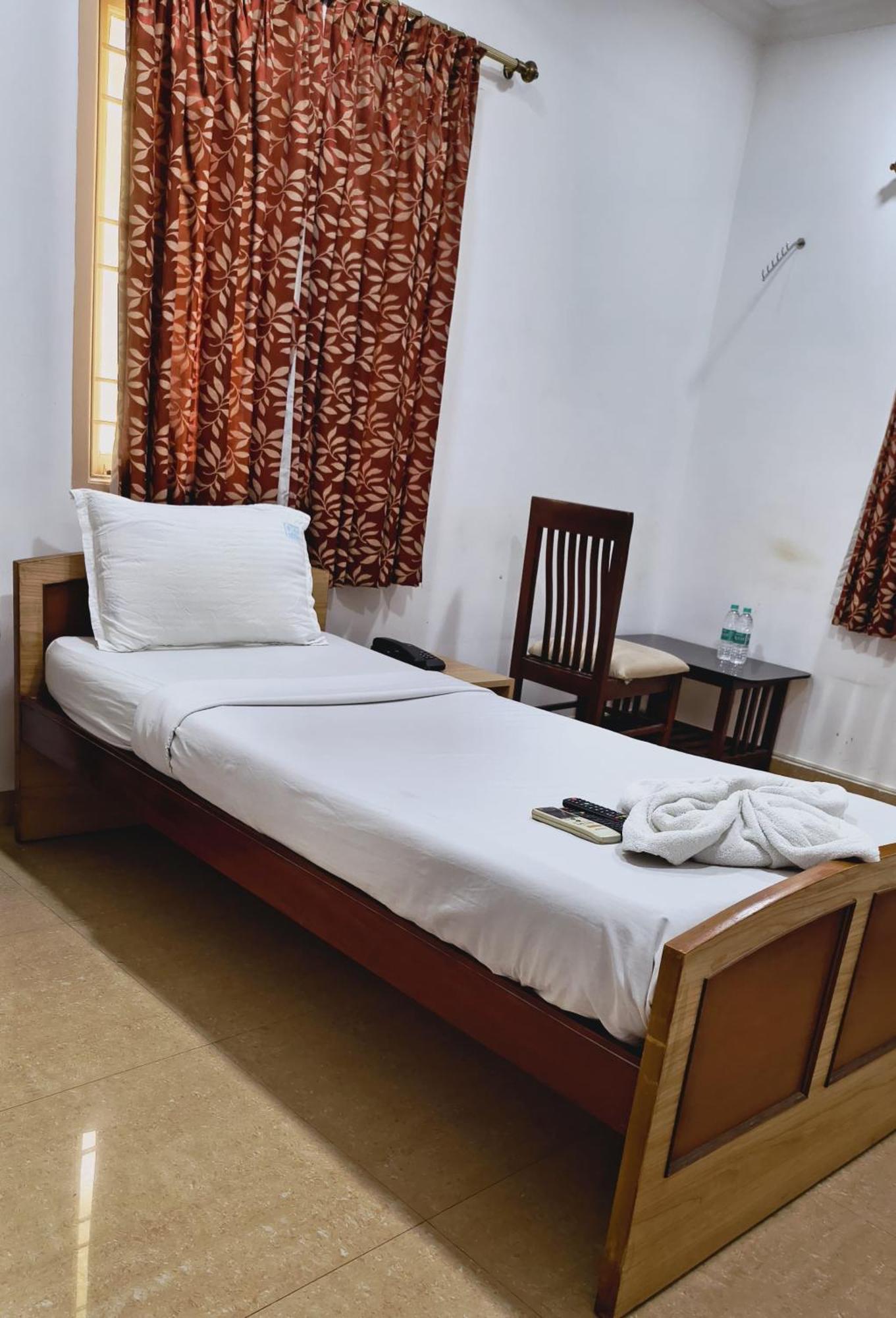 Swarna Sudarshan Service @ Adyar Bed & Breakfast *