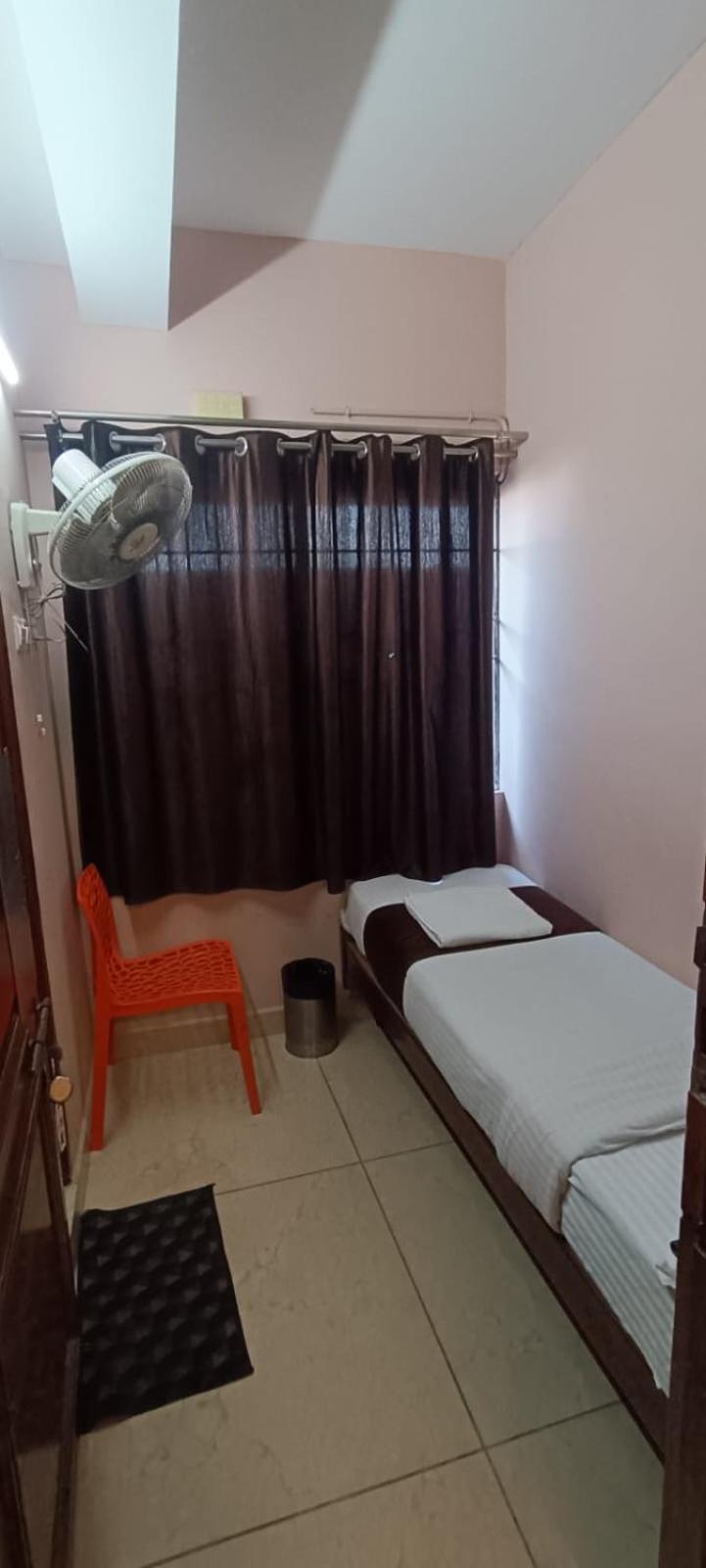 Naksha Tree Kishore - Koyambedu Hotel 3*