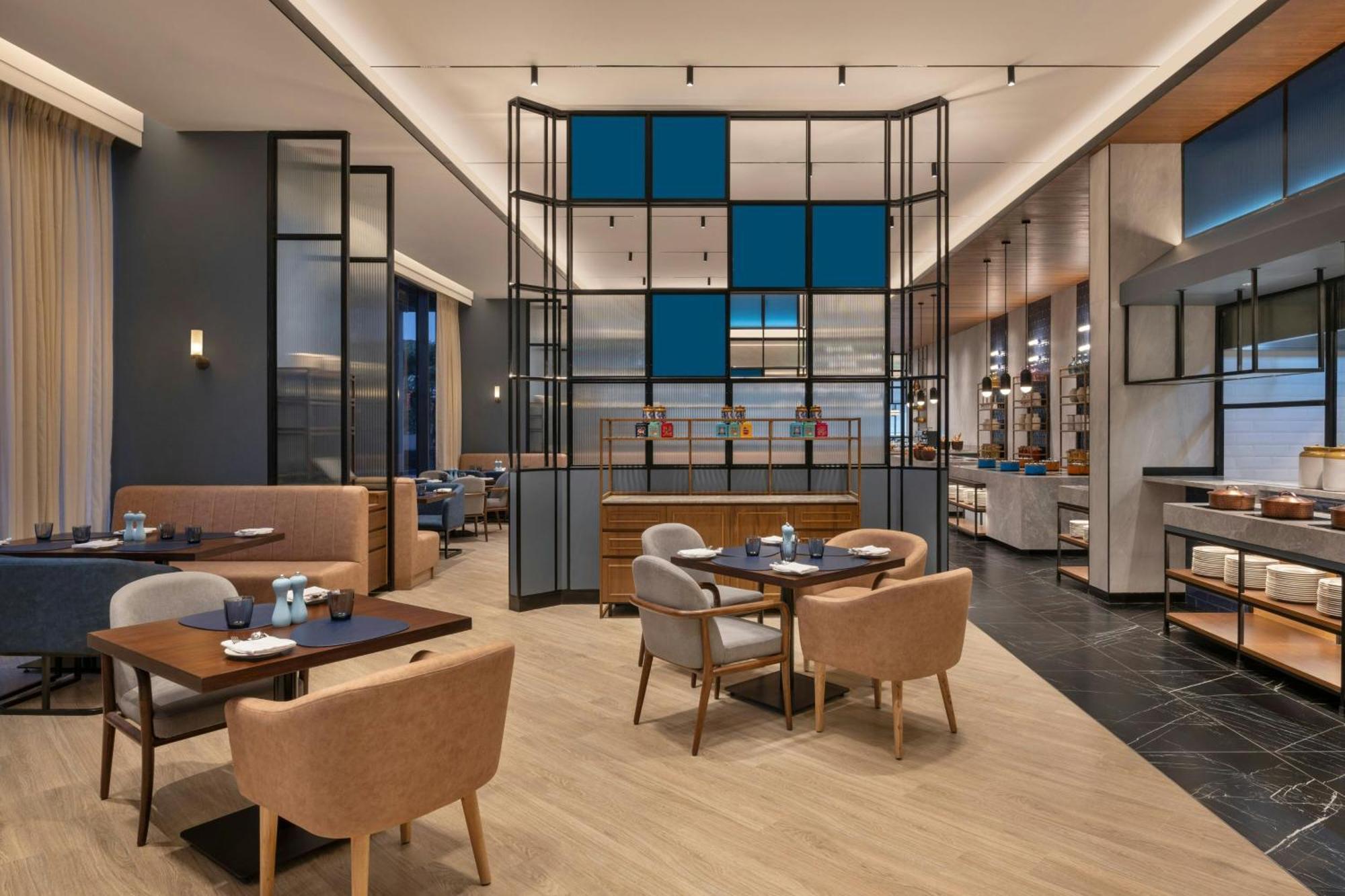 Four Points By Sheraton Chennai, Velachery *