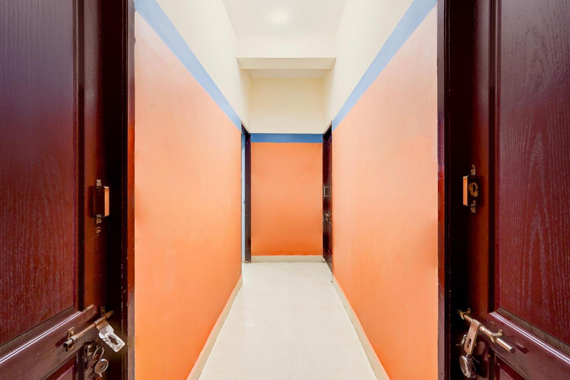 Super O Kanathur Ecr 3* Chennai