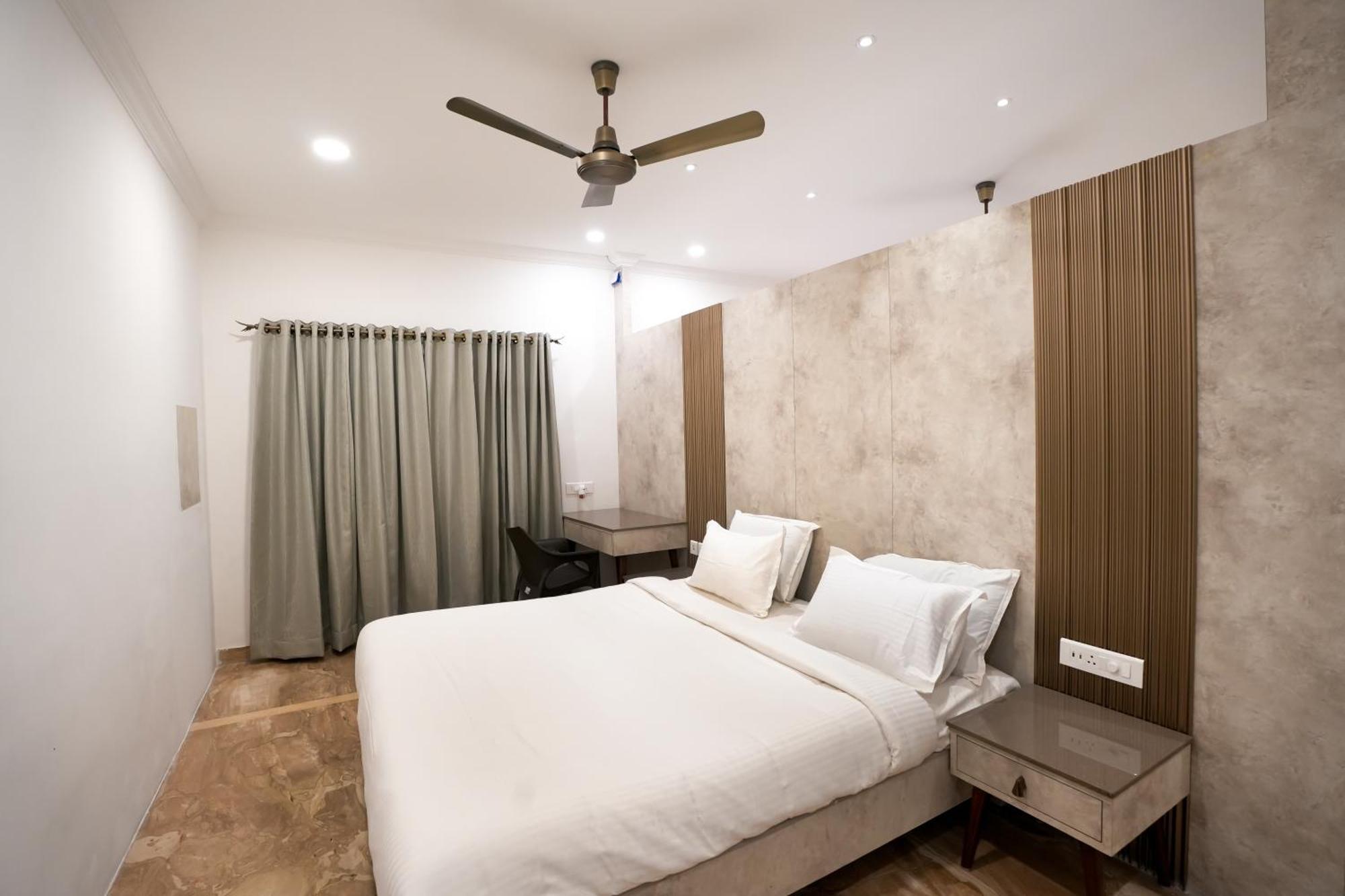 Avenue 11 Boutique Residences, Poes Garden Chennai