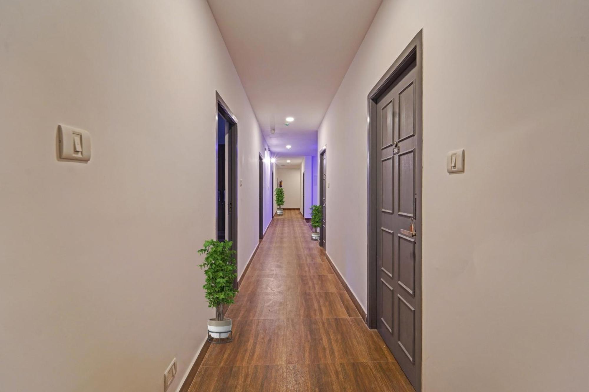 Super Townhouse Orchid Residency Near T.nagar 4*