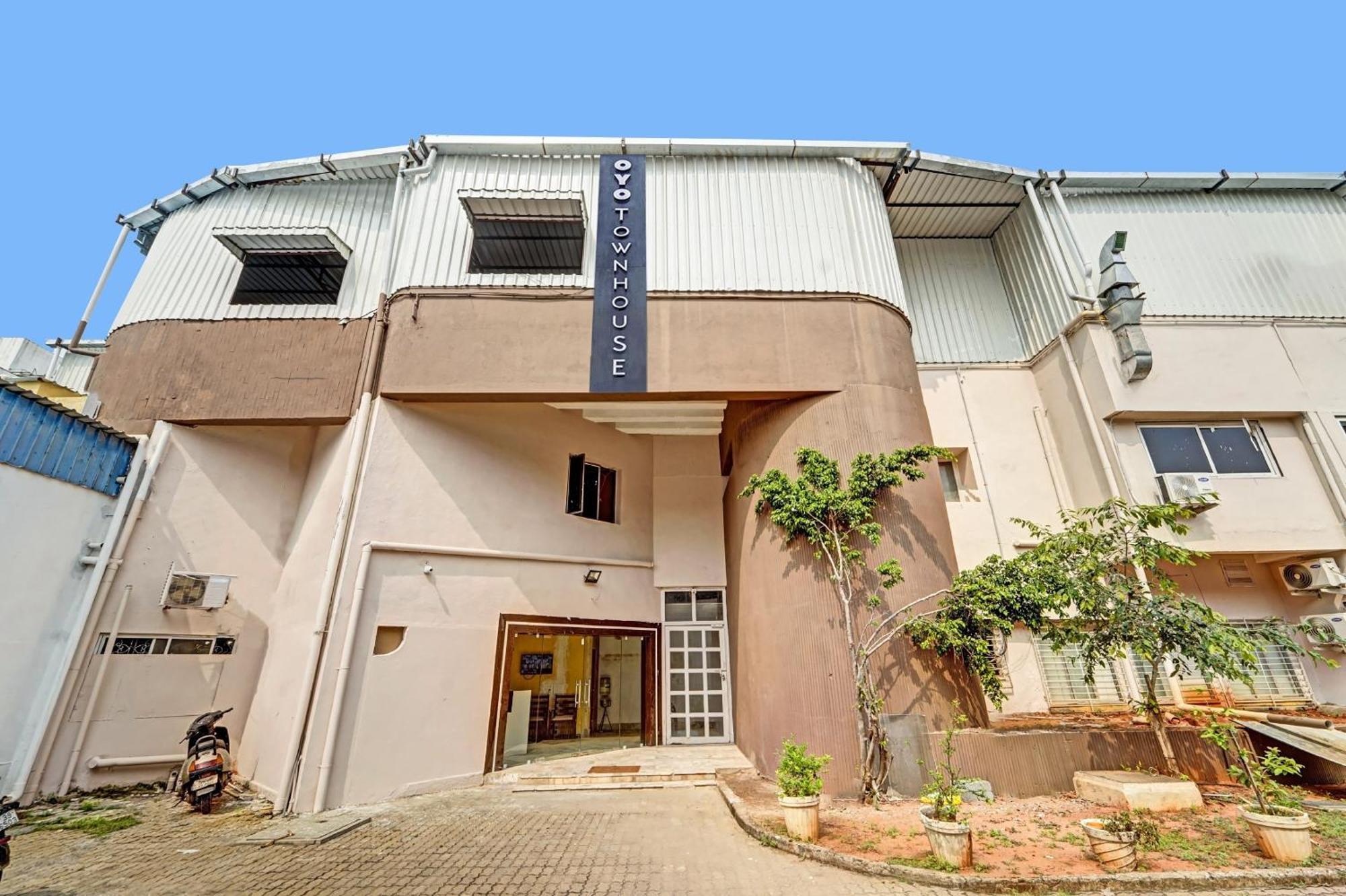 Collection O Yash Hotel 3*