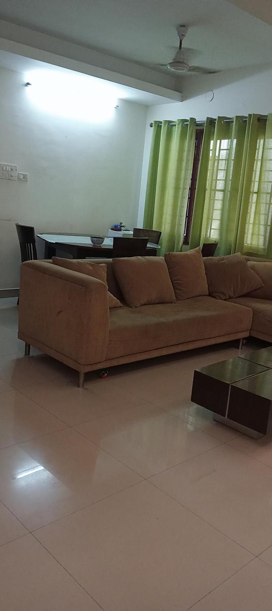 Apartment In Velachery