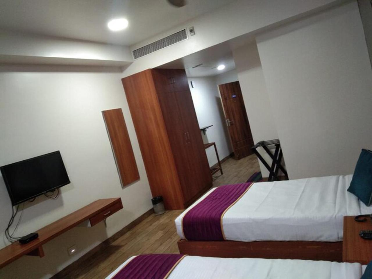 Dsquare Omr By K 4* Chennai