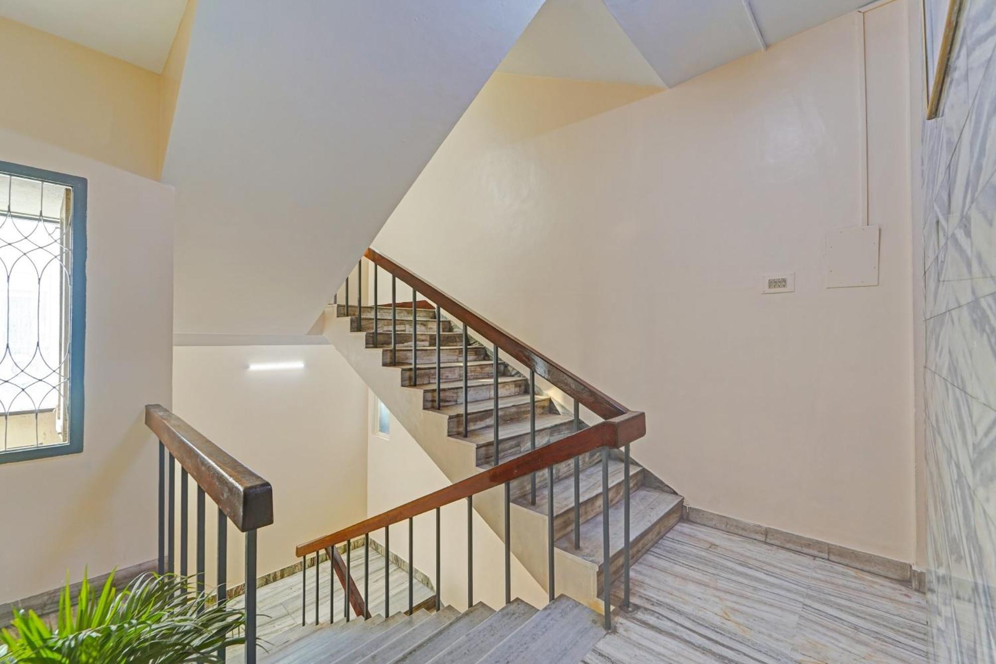 Super Townhouse G Silver Hotels Mount Road Hotel Chennai
