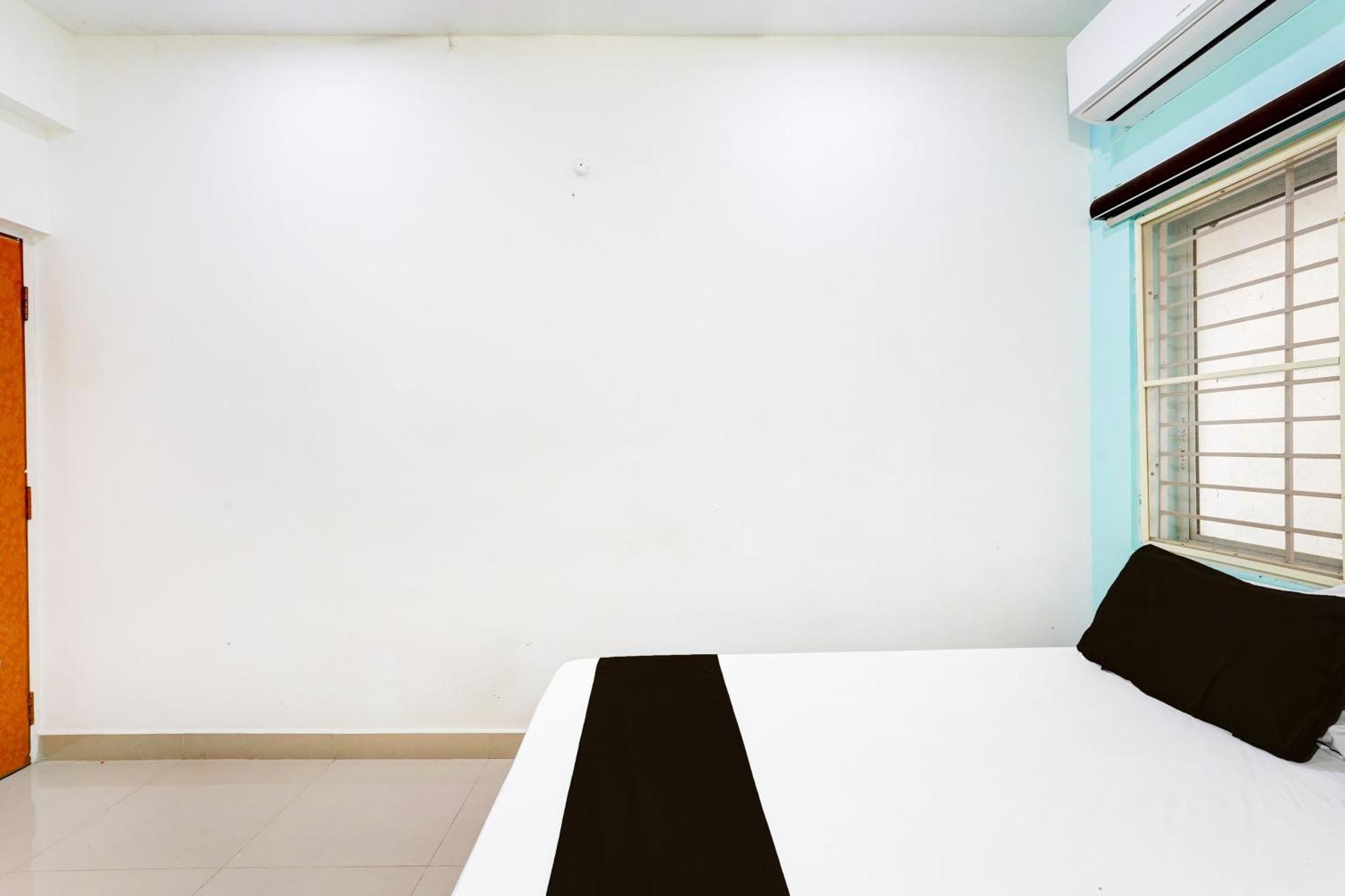 Hotel Collection O Perumbakkam Main Road Chennai