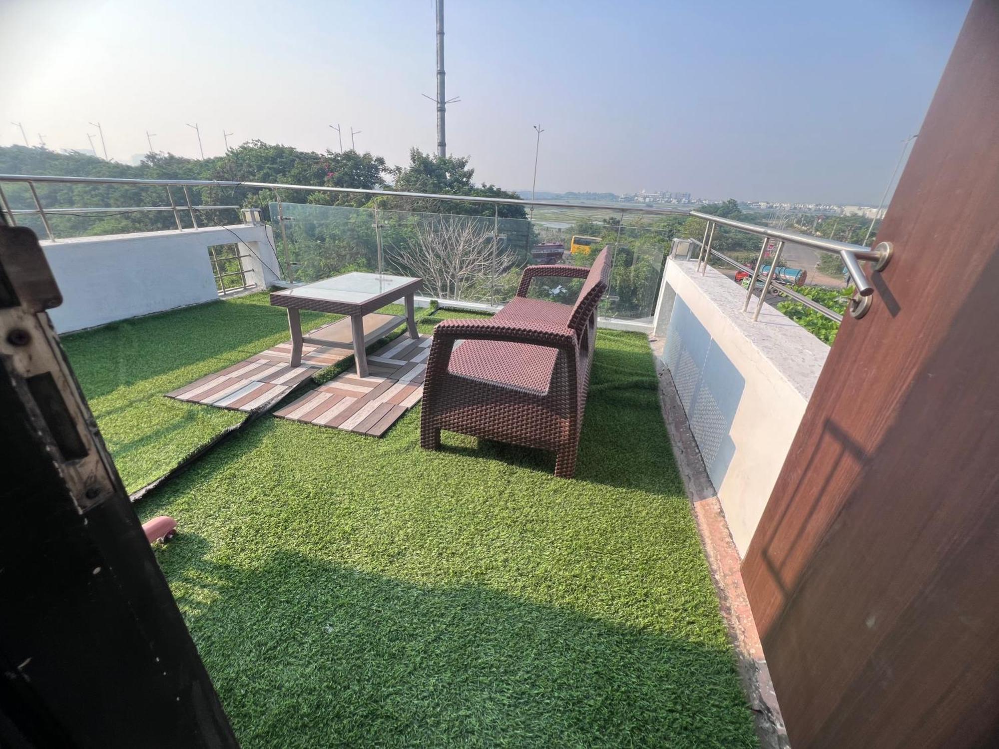 117 Prestige Silver Springs Holiday park Chennai