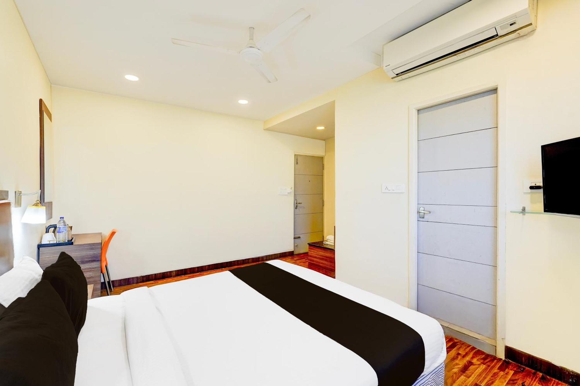 Townhouse Porur Formerly Welcome Hotel Chennai
