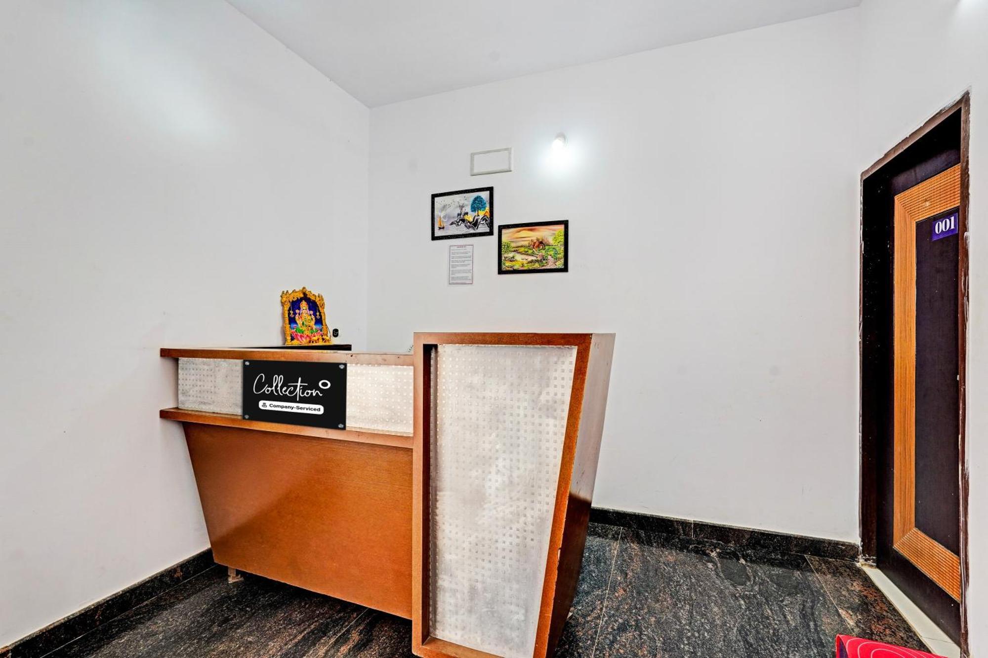 Hotel Super Collection O Ambattur Near Patravakam Railway Station *