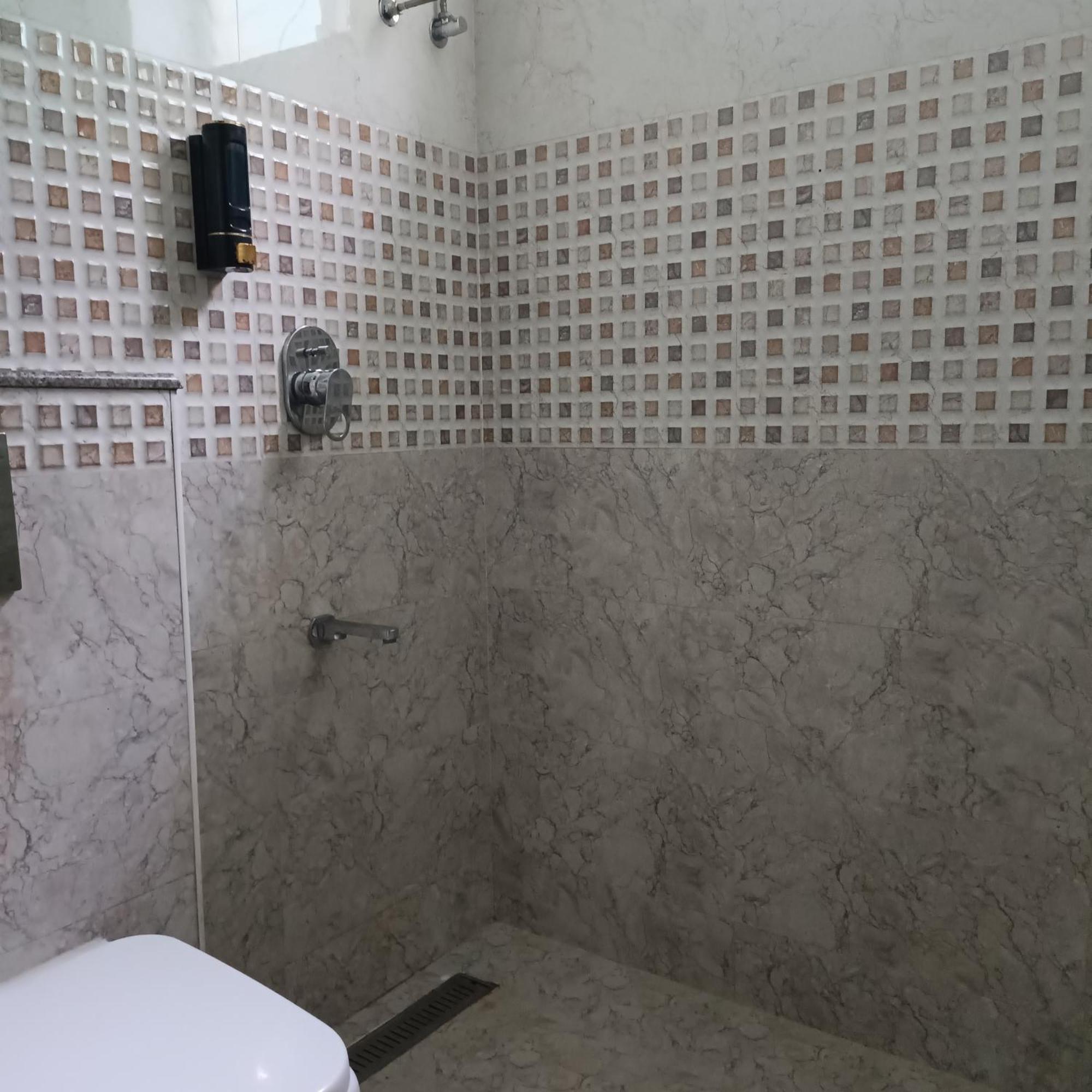 Sukrithi Psa Not Working- F2 * Chennai