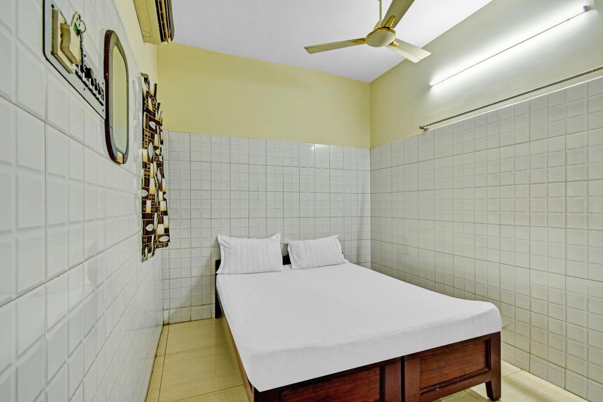 O Dream Palace Near Marina Hotel 3*