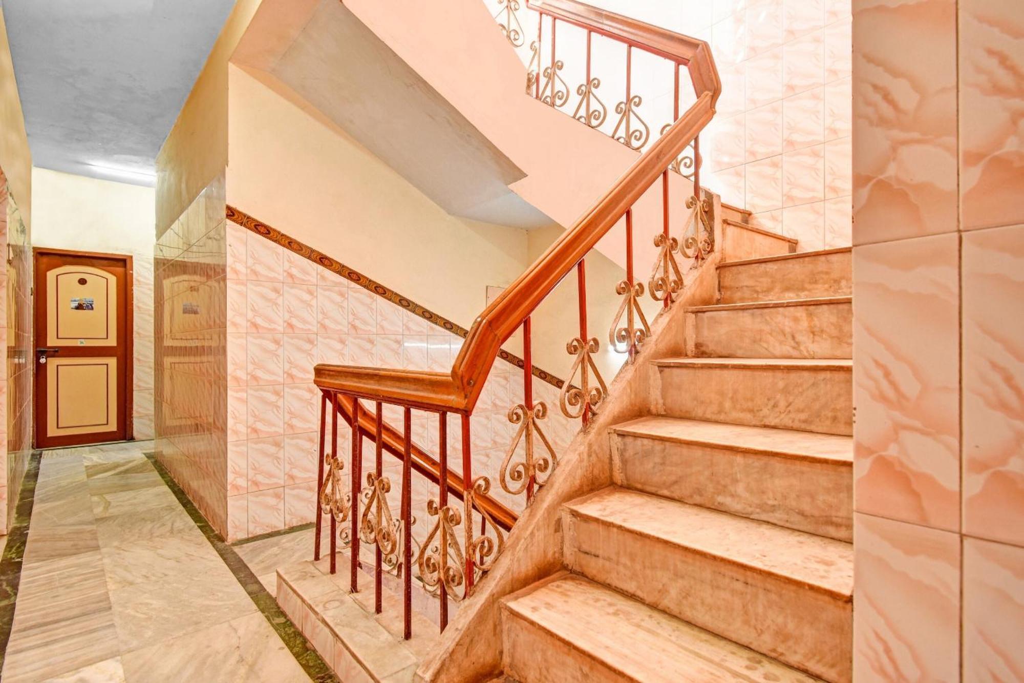 O Dream Palace Near Marina Hotel