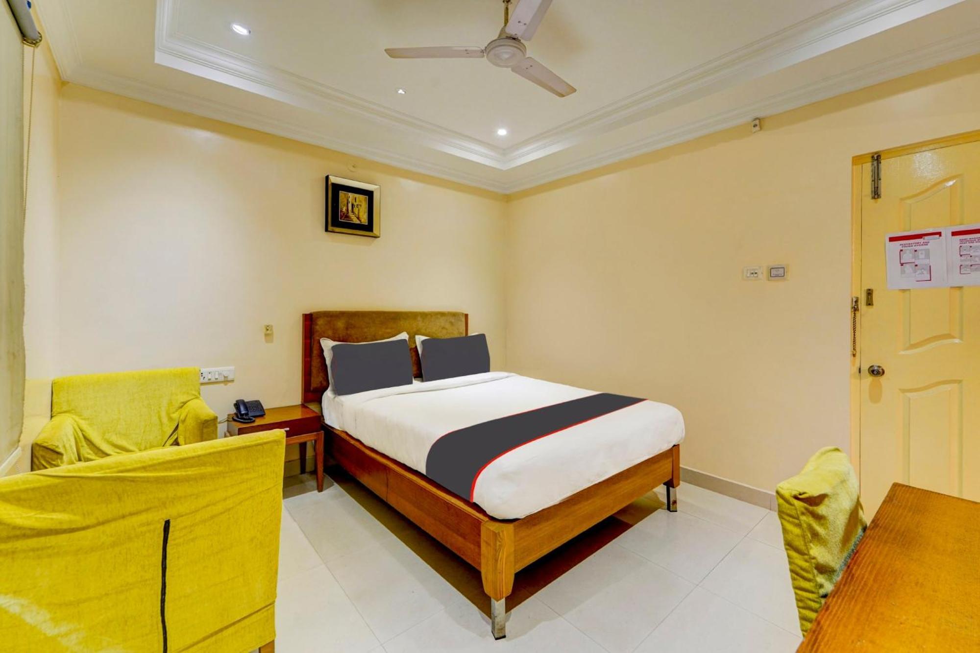 Super O G Silver Ashok Nagar Hotel 4*