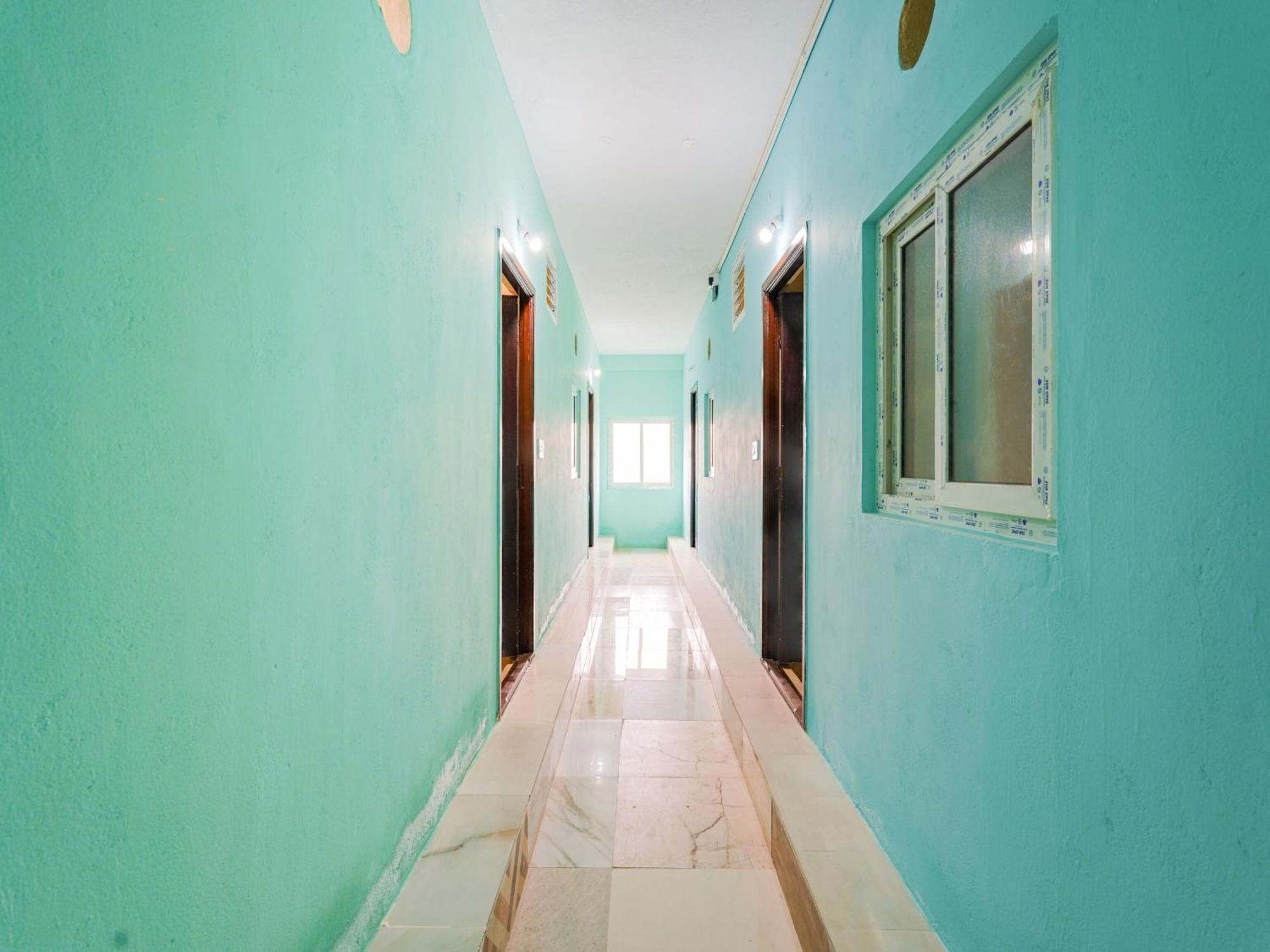O Srinivasa Residency Hotel