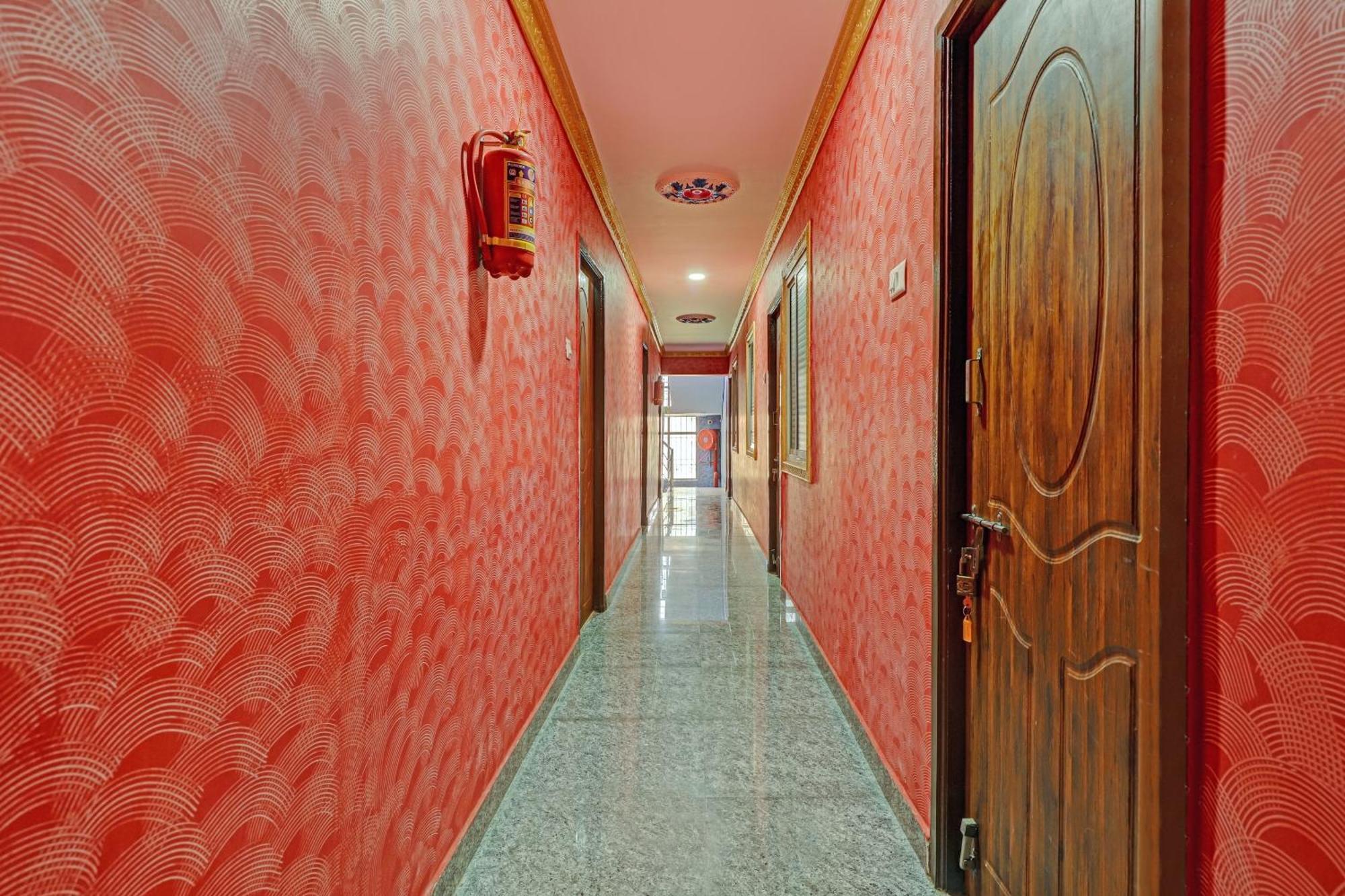 O The Ken Regency Hotel 3*